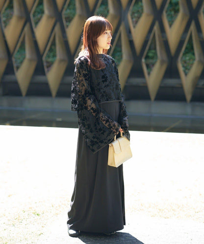 【多功能款式】絨面花朵針織開衫連衣裙