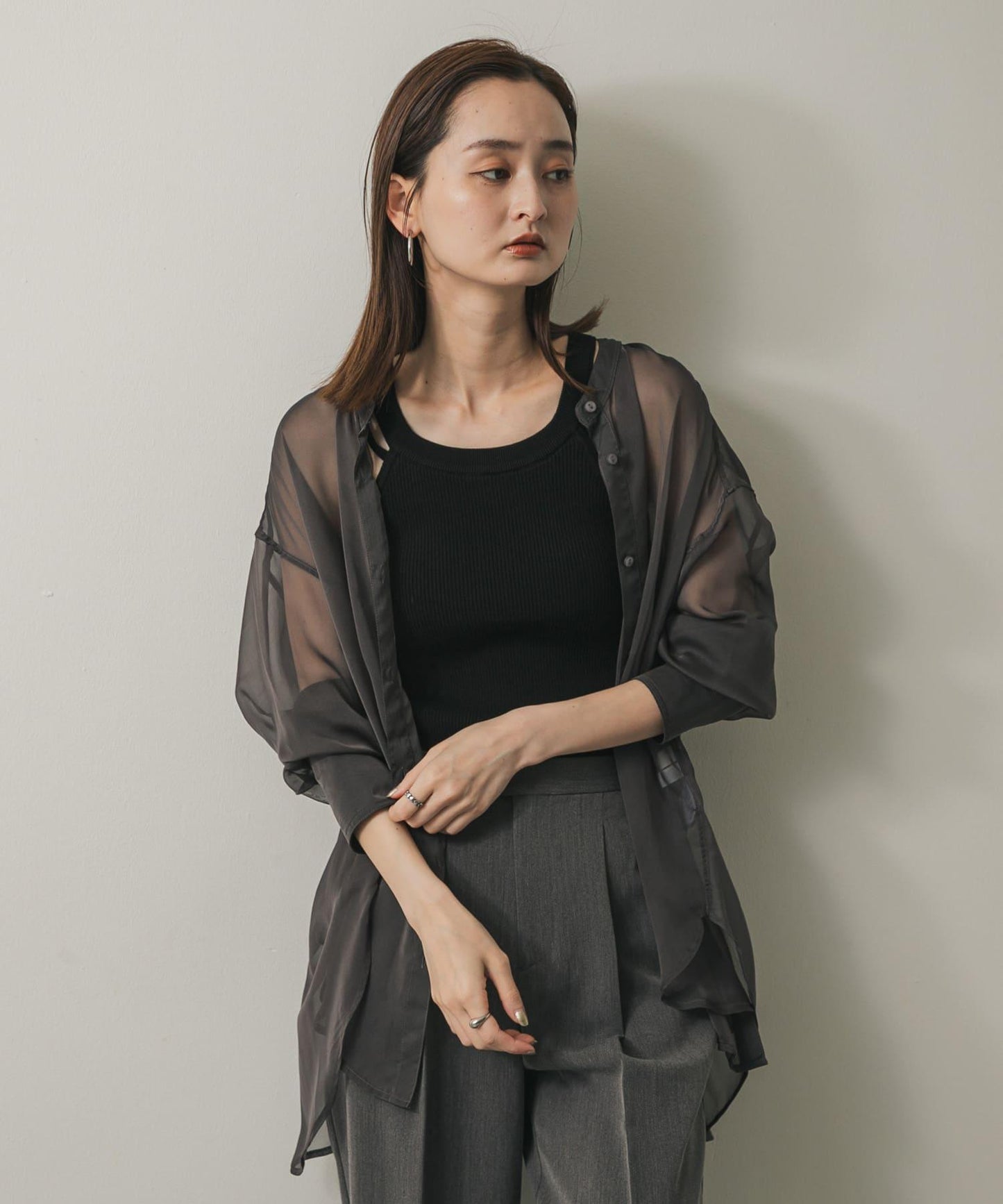 立領香檳色薄紗襯衫