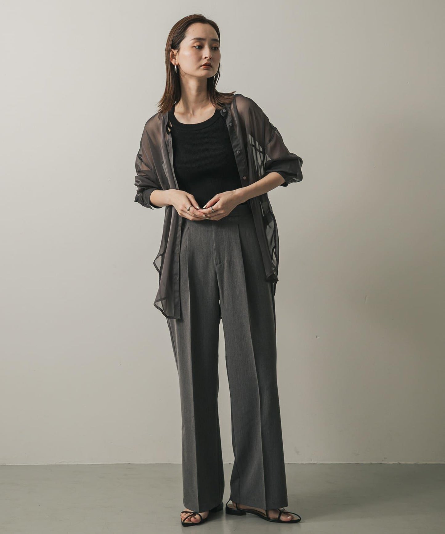 立領香檳色薄紗襯衫