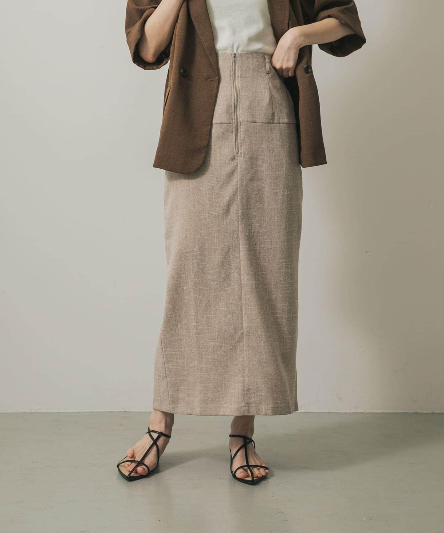 拉鍊裝飾高腰包臀裙