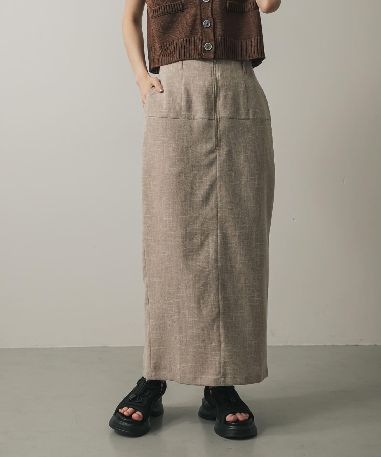 拉鍊裝飾高腰包臀裙