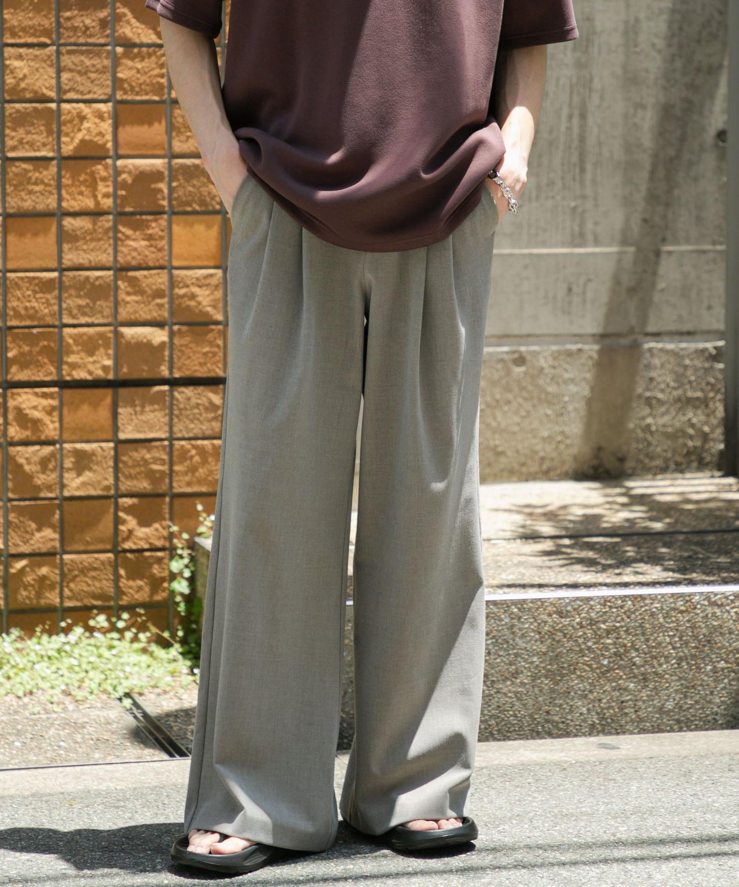 2褶寬鬆喇叭西裝褲