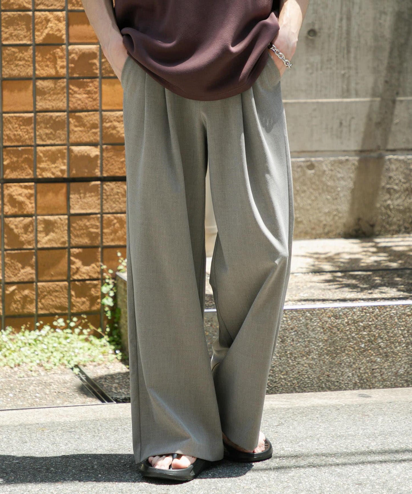 2褶寬鬆喇叭西裝褲