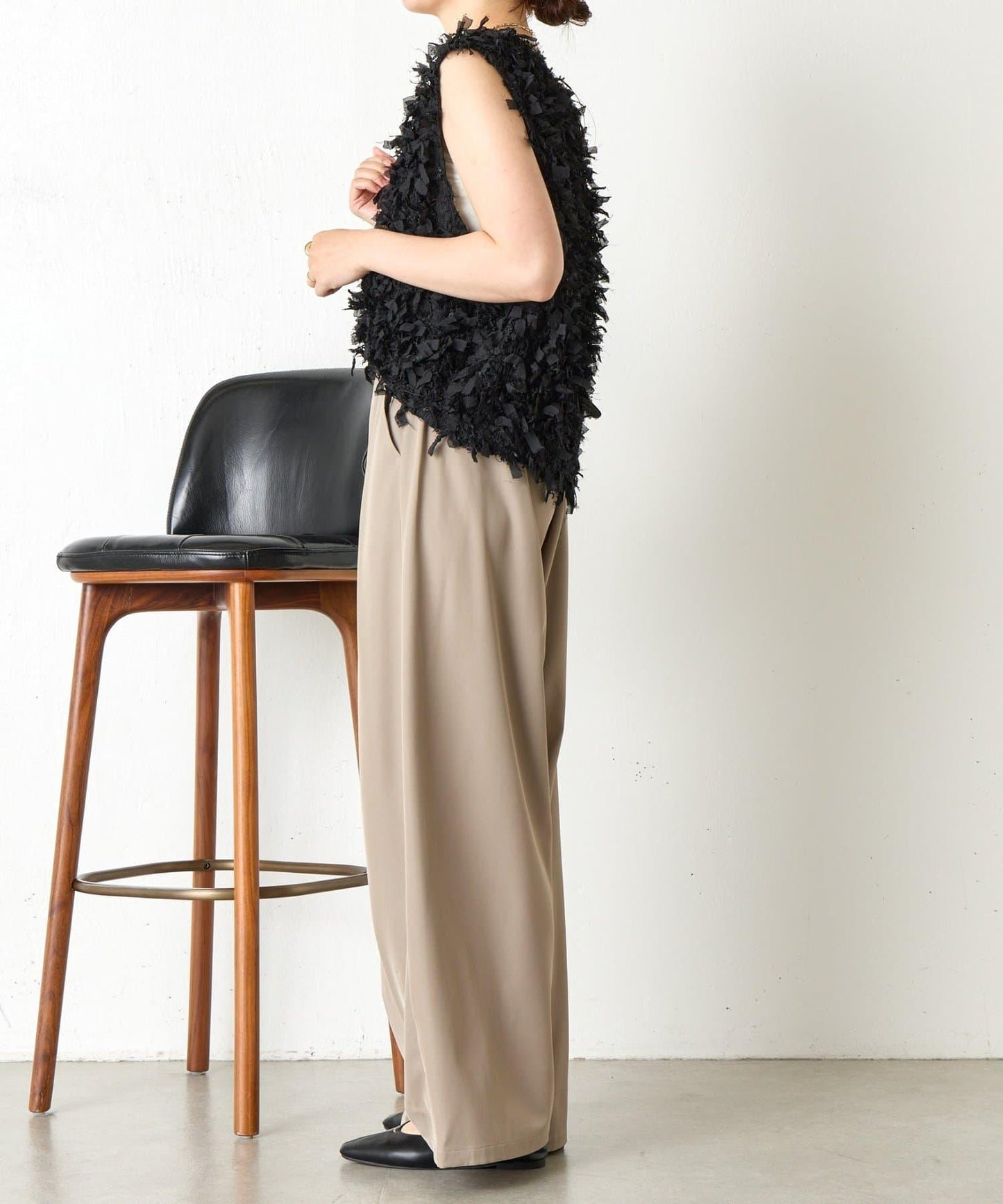 帶褶皺設計的寬鬆長褲