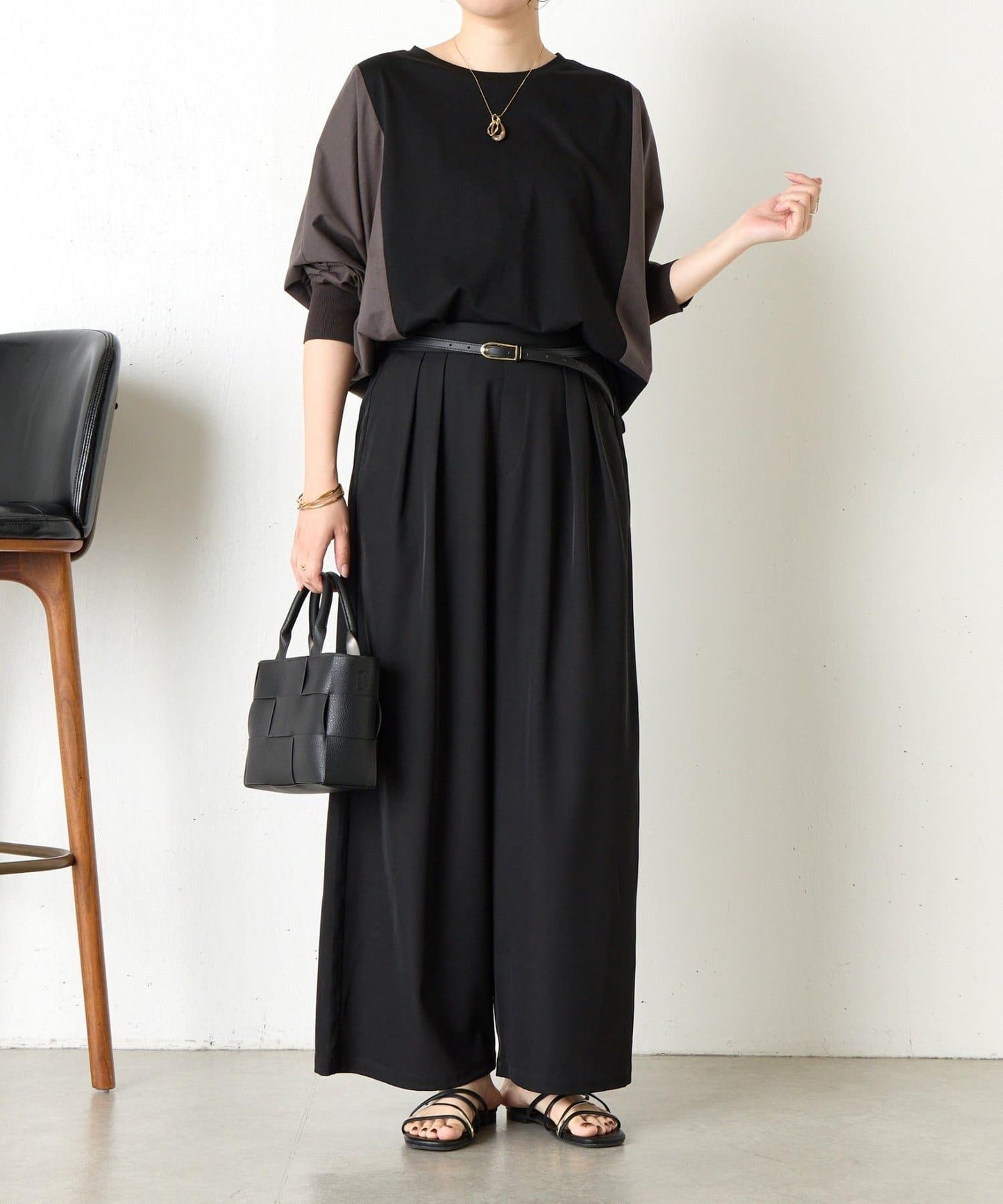 帶褶皺設計的寬鬆長褲