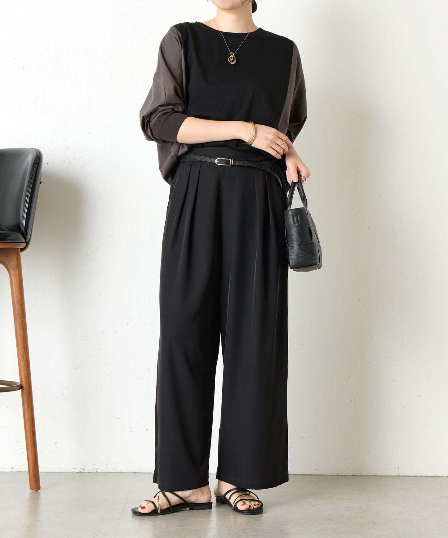 帶褶皺設計的寬鬆長褲