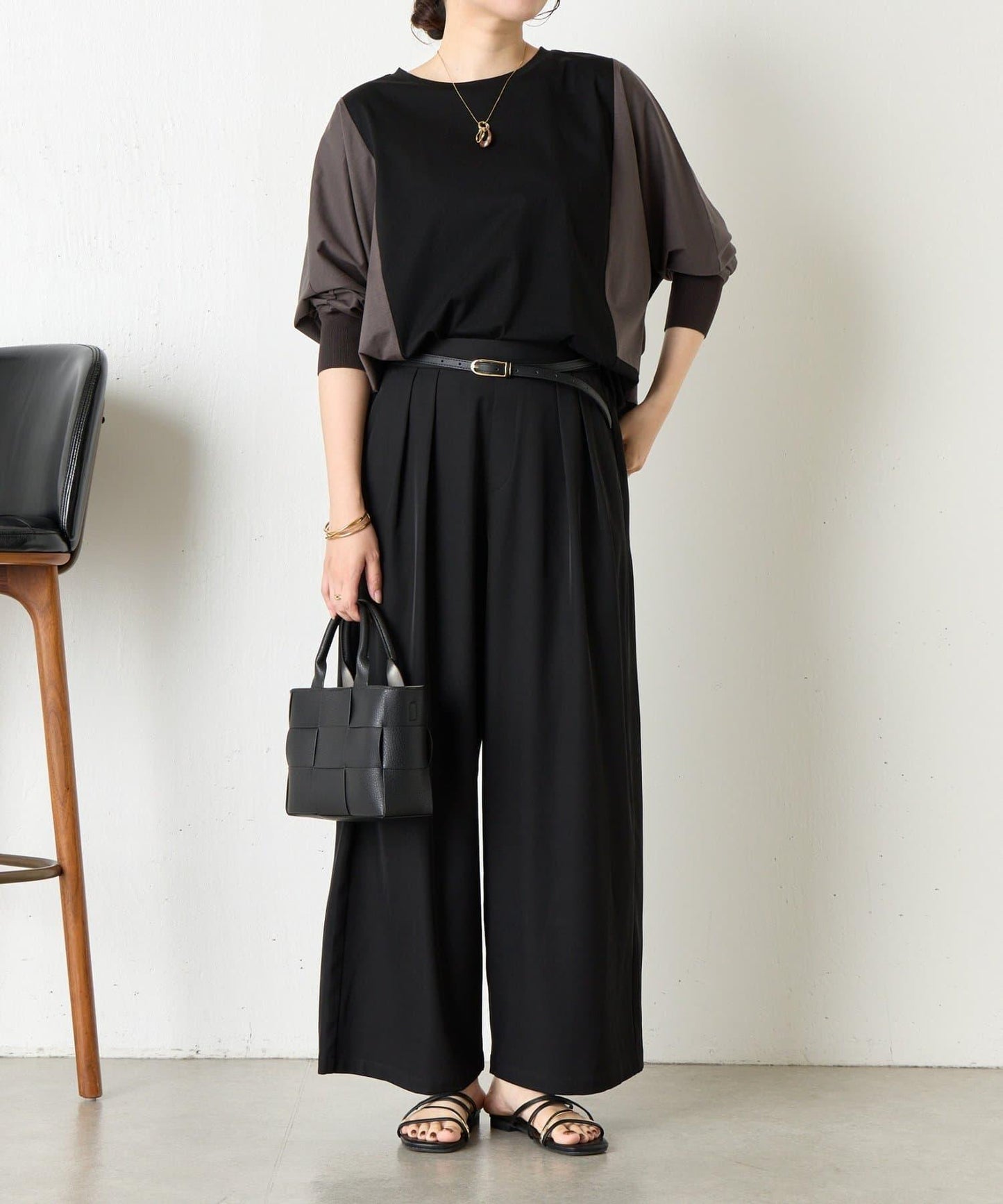 帶褶皺設計的寬鬆長褲