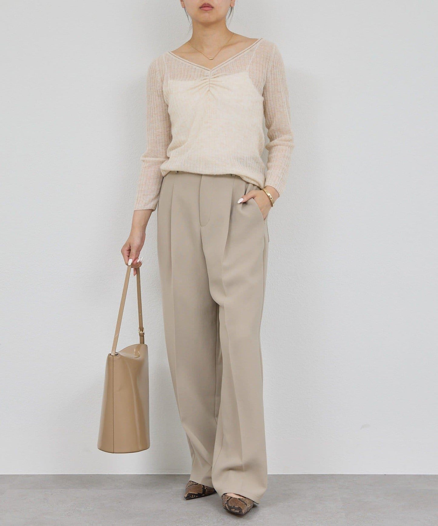 【套裝搭配適用】露肩針織衫