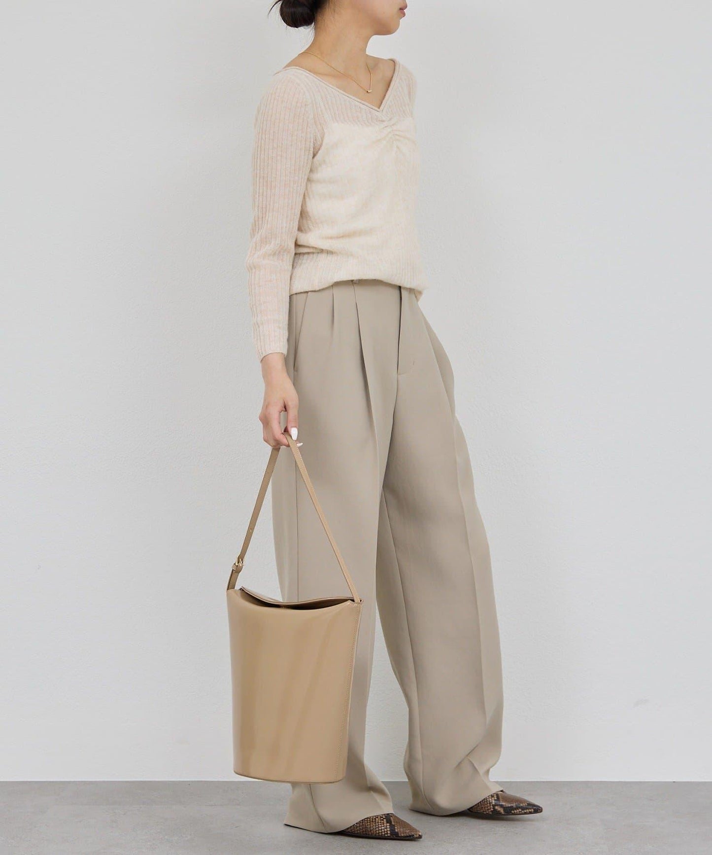 【套裝搭配適用】露肩針織衫