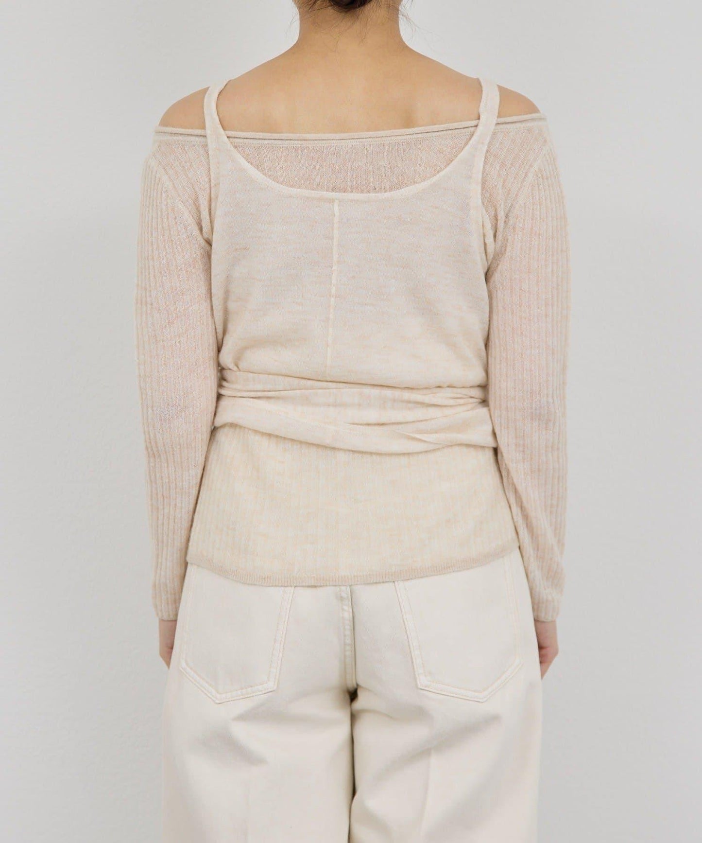 【套裝搭配】交叉領針織衫