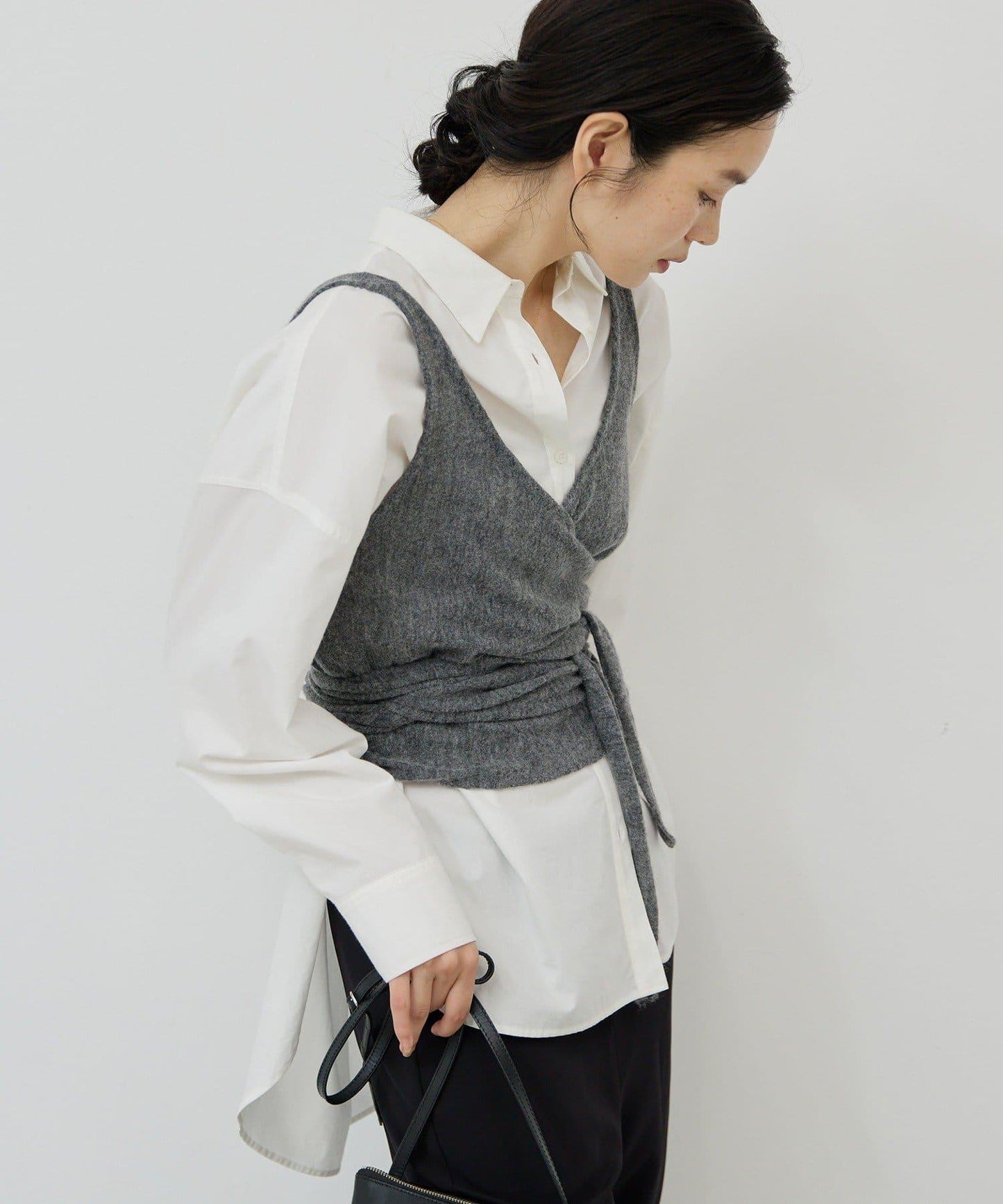 【套裝搭配】交叉領針織衫