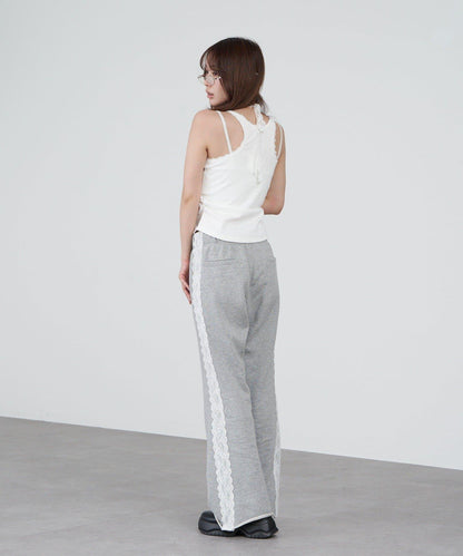 蕾絲Logo帶胸墊疊穿吊帶背心