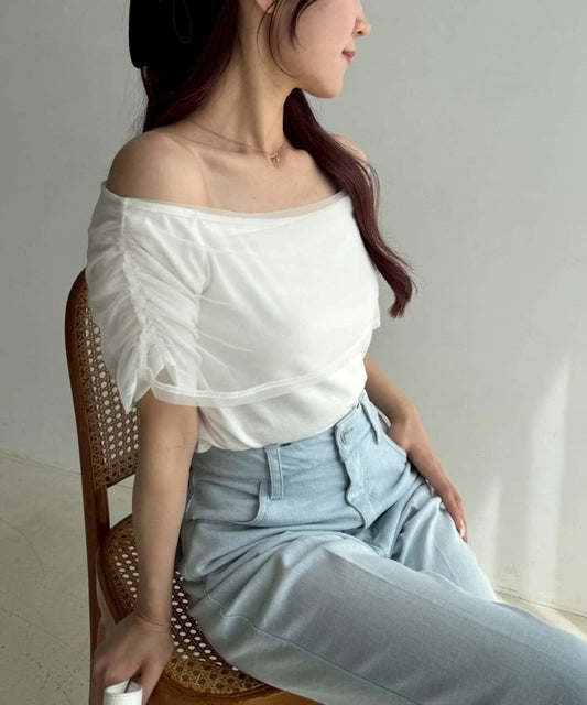 【一件接一件】露肩上衣