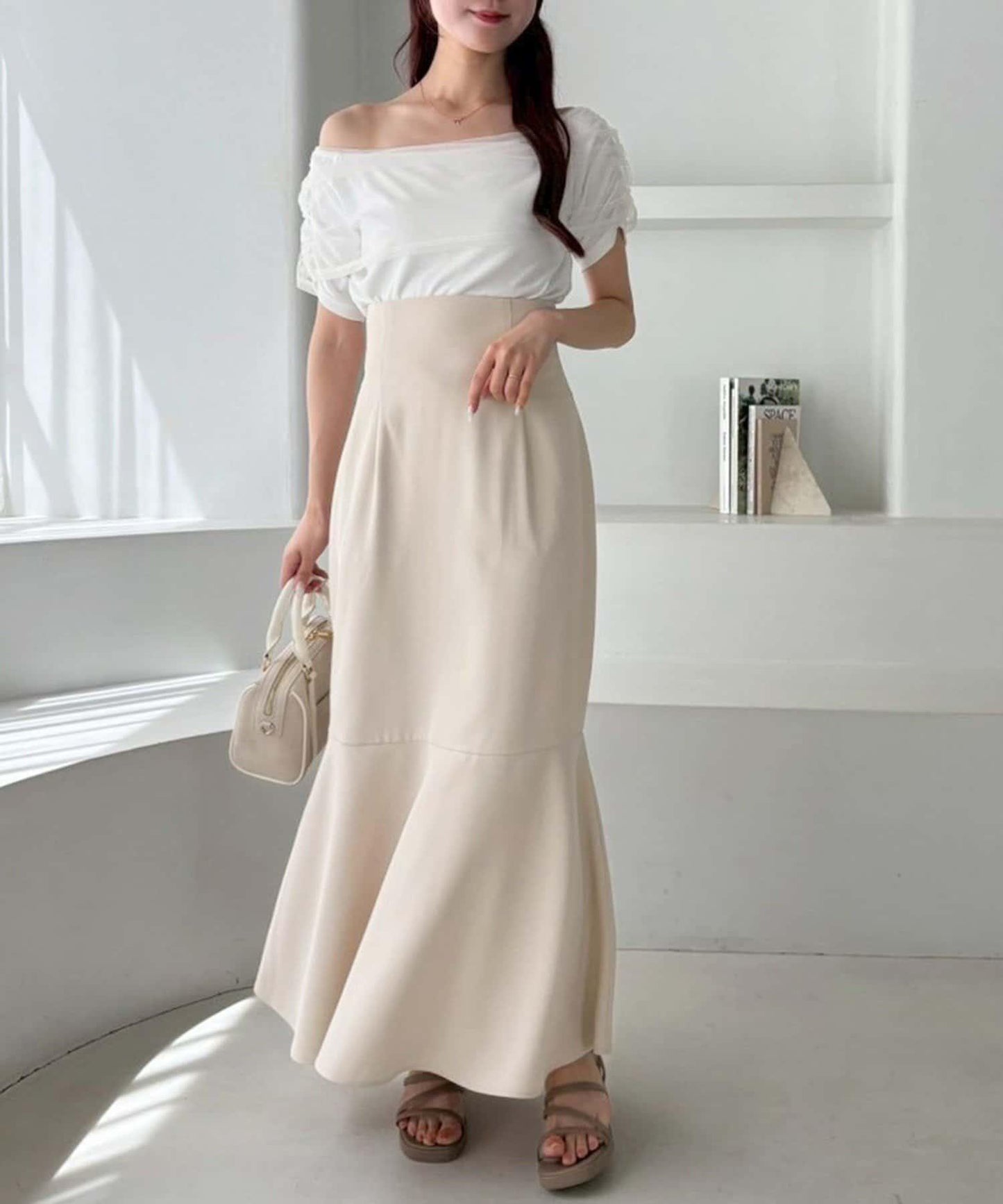 【一件接一件】露肩上衣