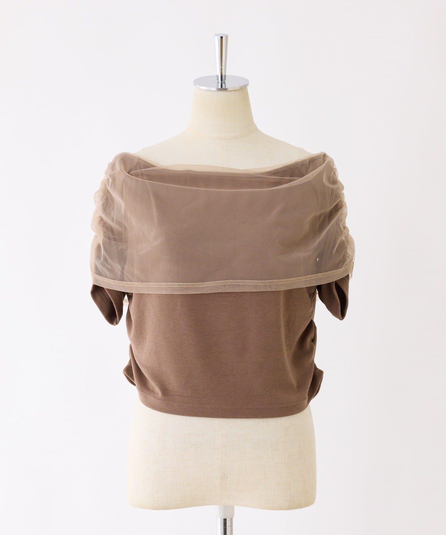 【一件接一件】露肩上衣