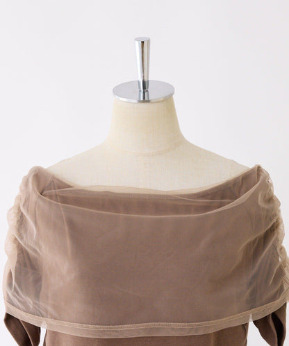 【一件接一件】露肩上衣