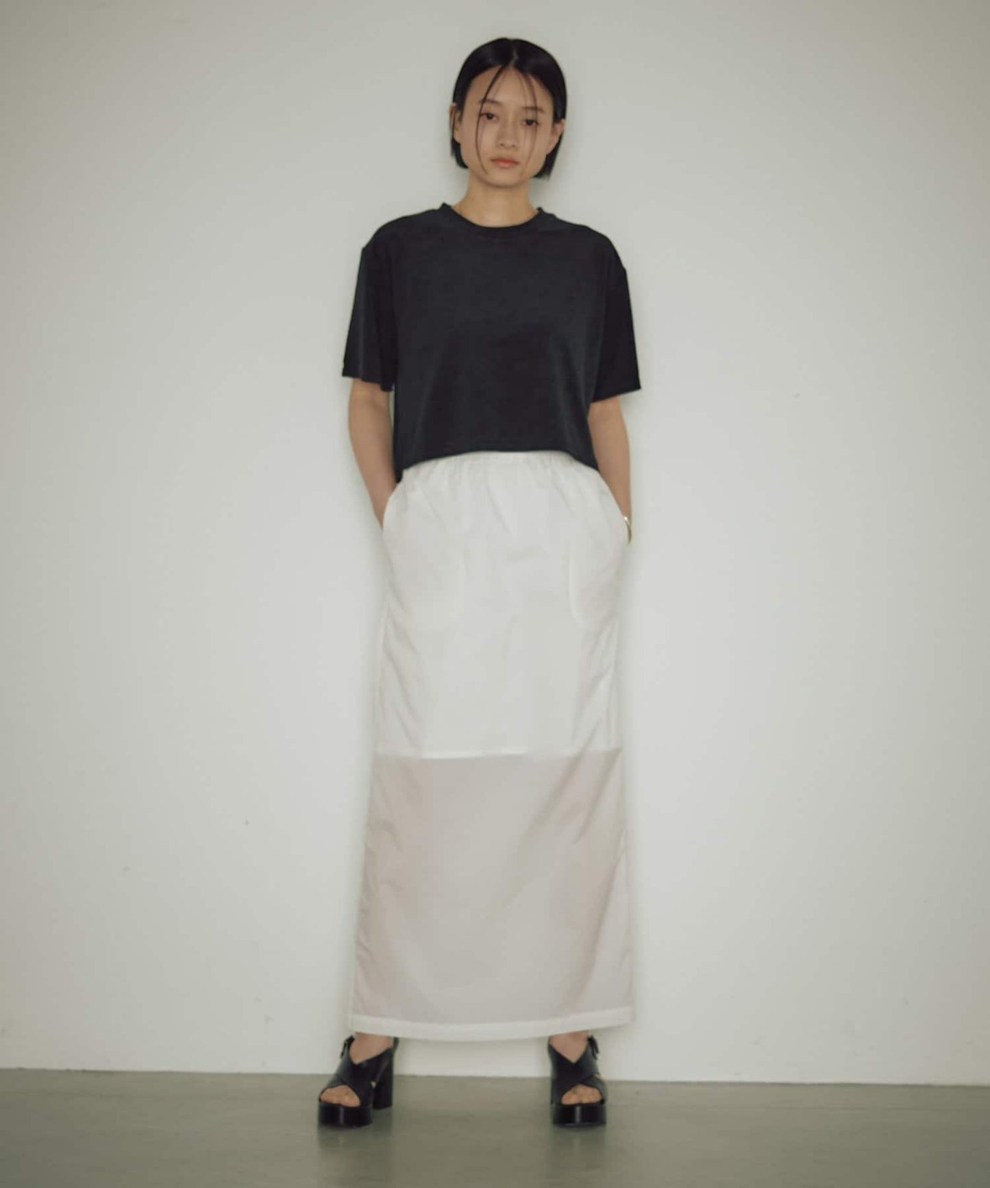 【自然風】透明尼龍緊身裙