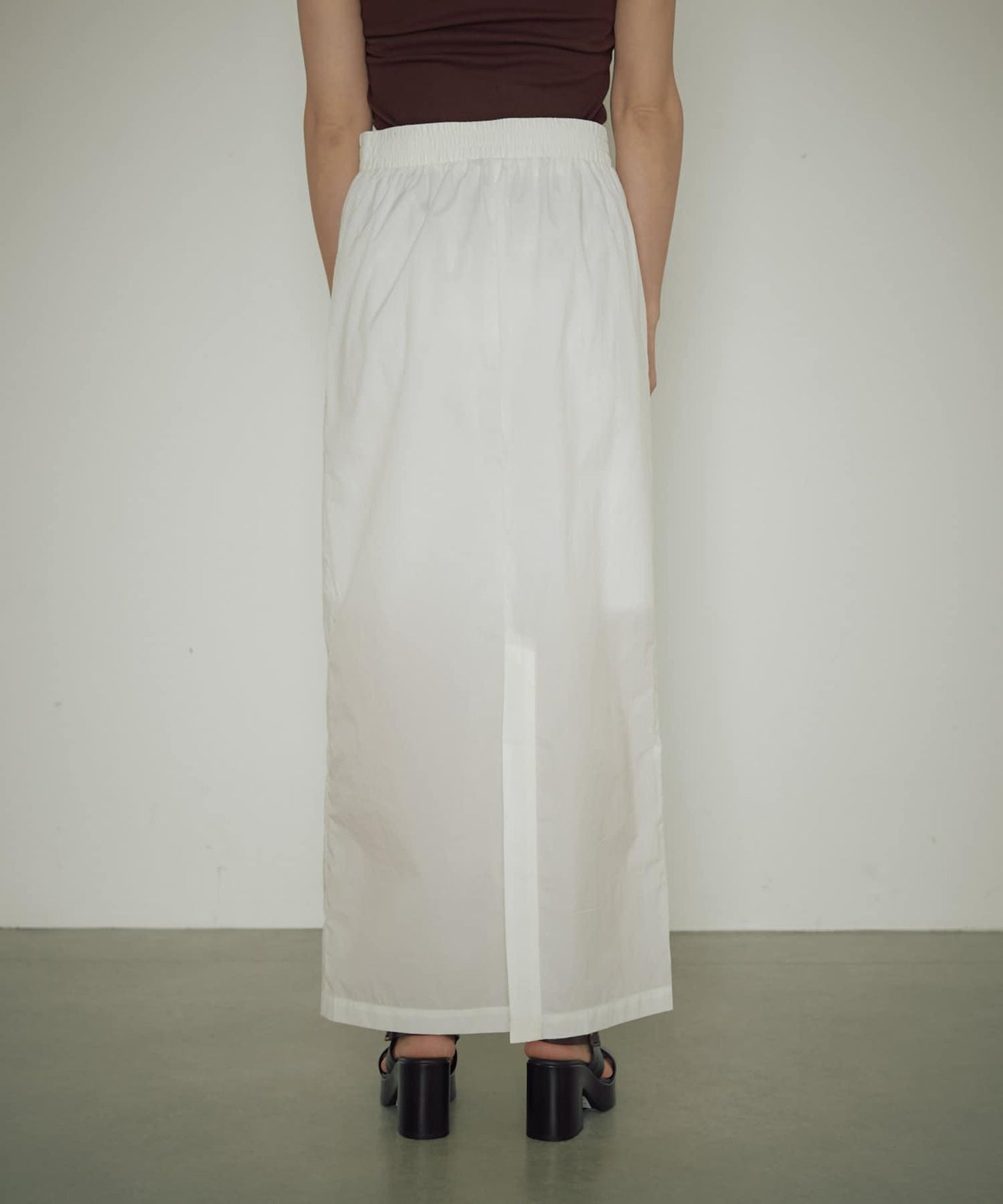 【自然風】透明尼龍緊身裙