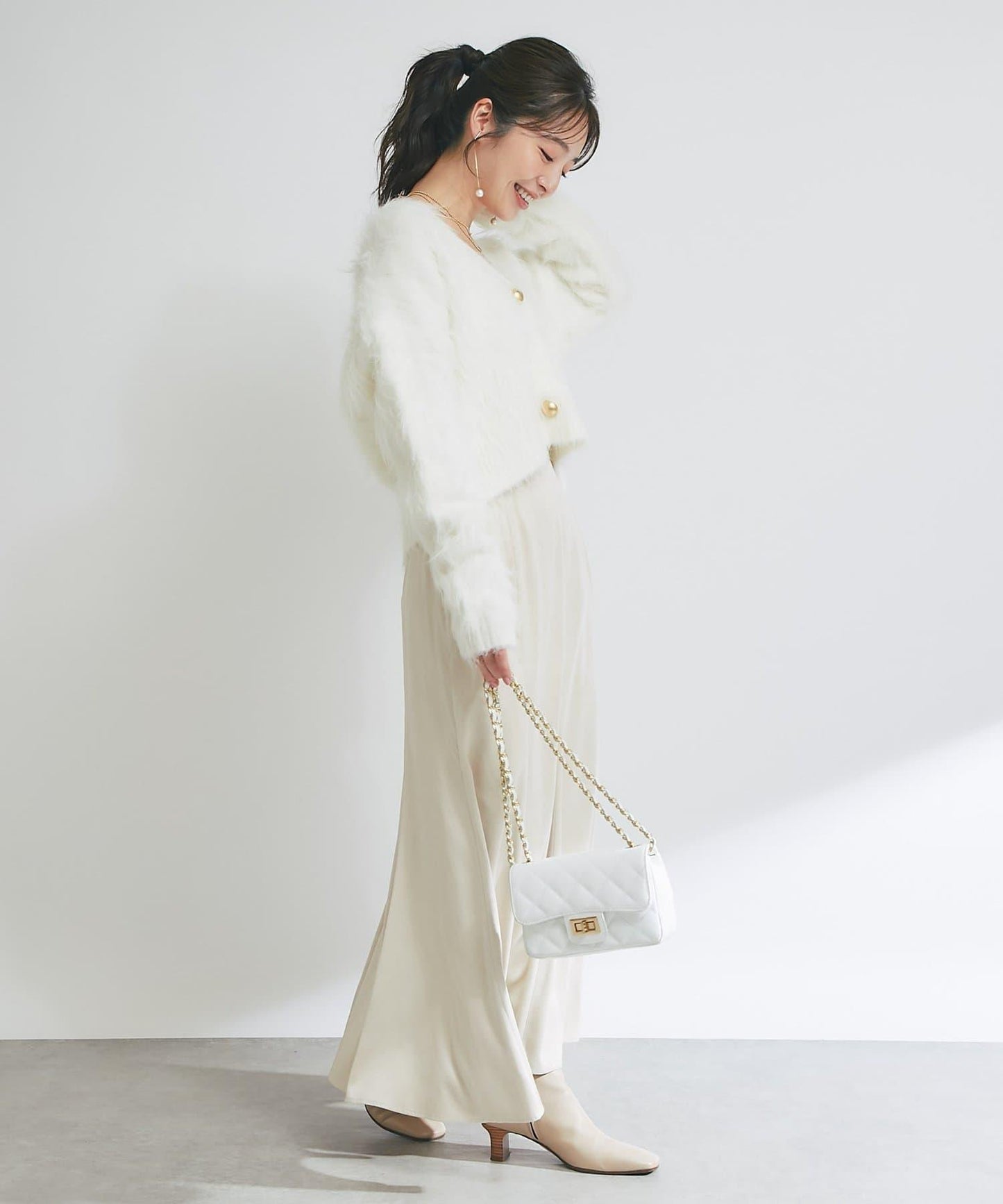 【全骨架推薦最強針織衫】長毛羽短款開衫