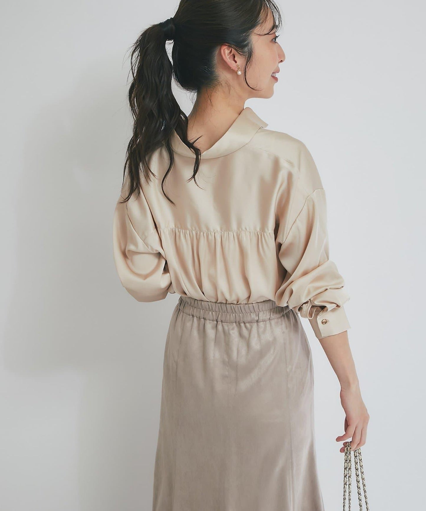 【美人顯瘦襯衫】輕瑩緞襯衫