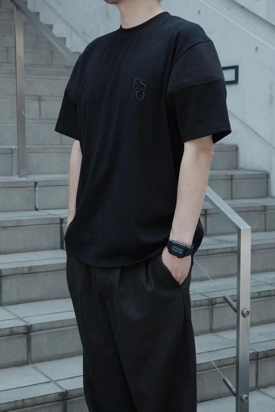 Emblem rib tee