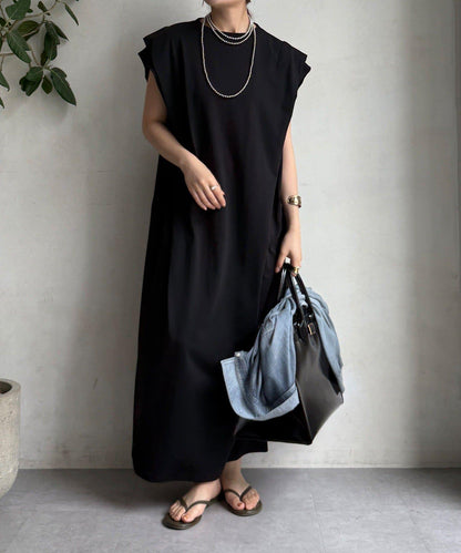 【WEB限定】ショルダーデザインワンピース
