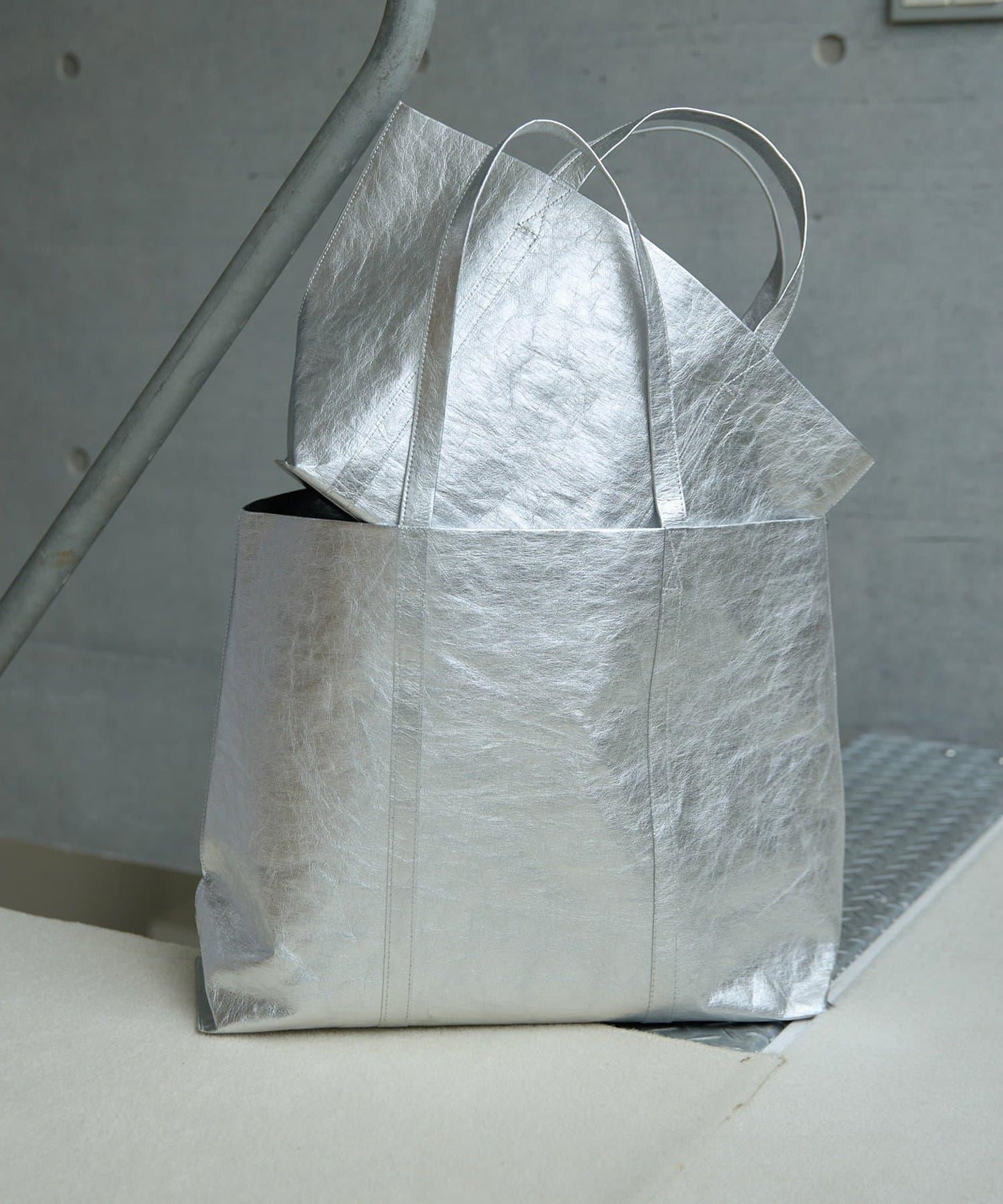 【THE PAUSE】紙質手提袋 L