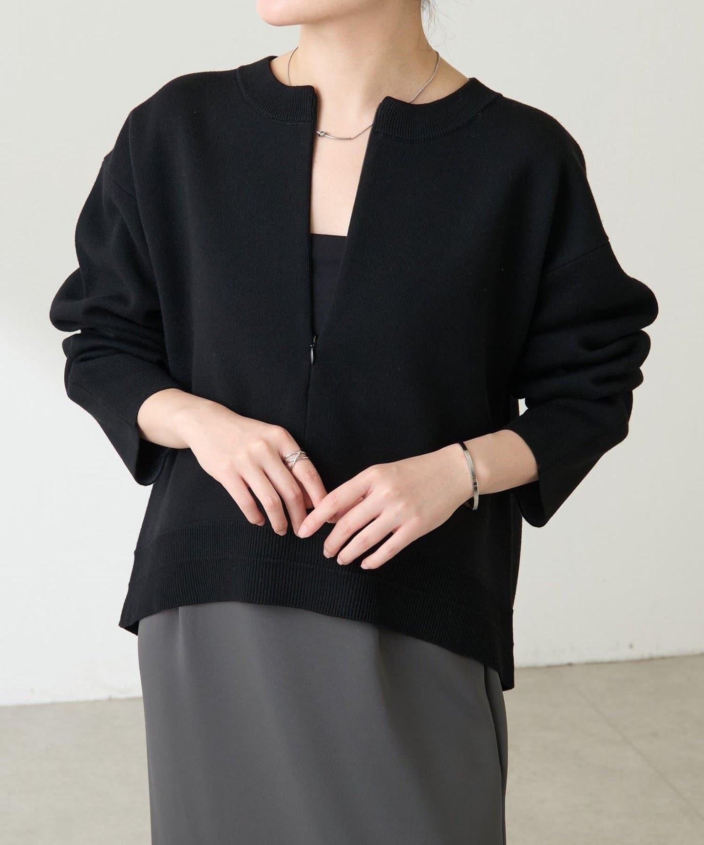 【人氣系列】仿羊毛圓下襬針織衫