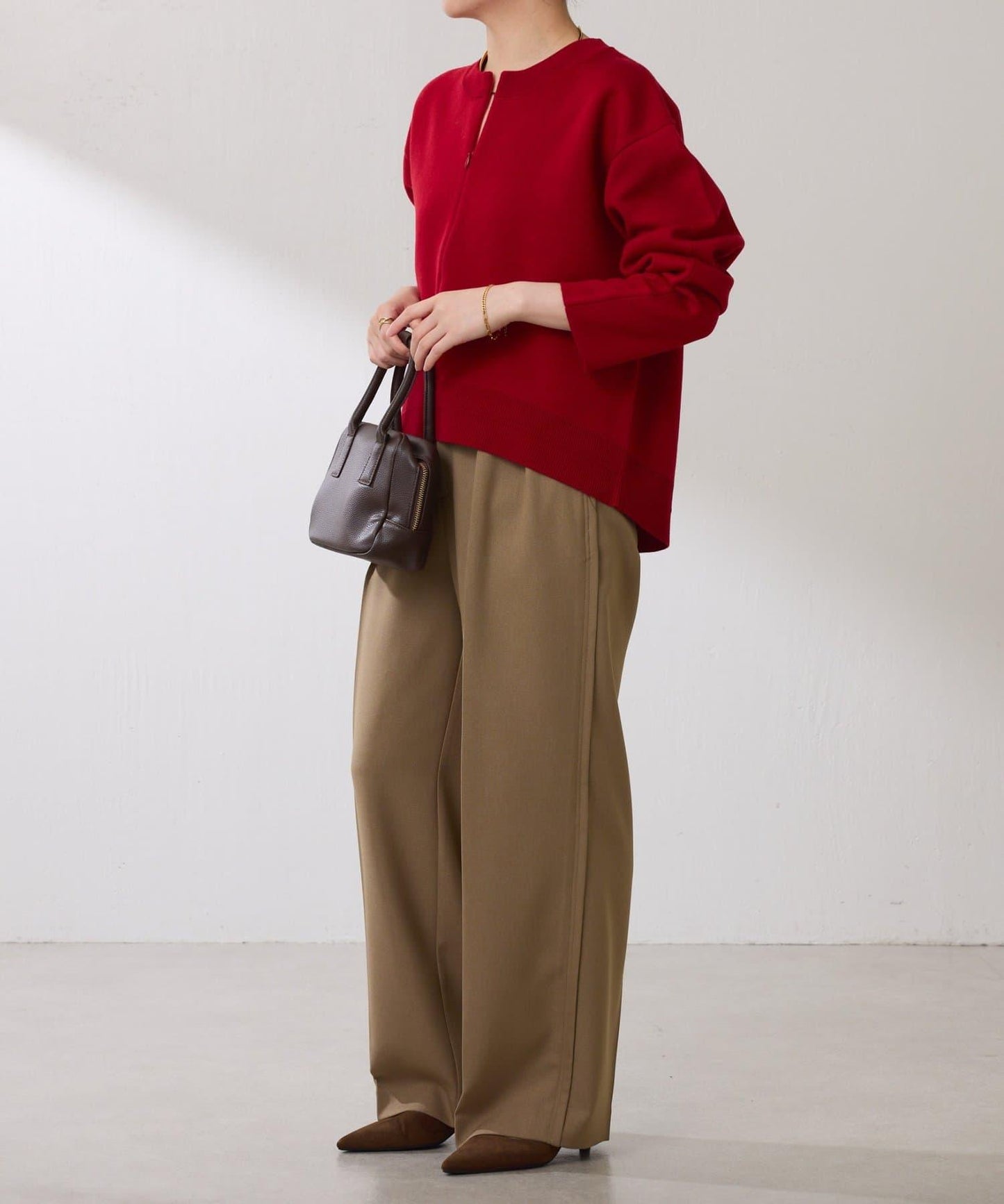 【人氣系列】仿羊毛圓下襬針織衫