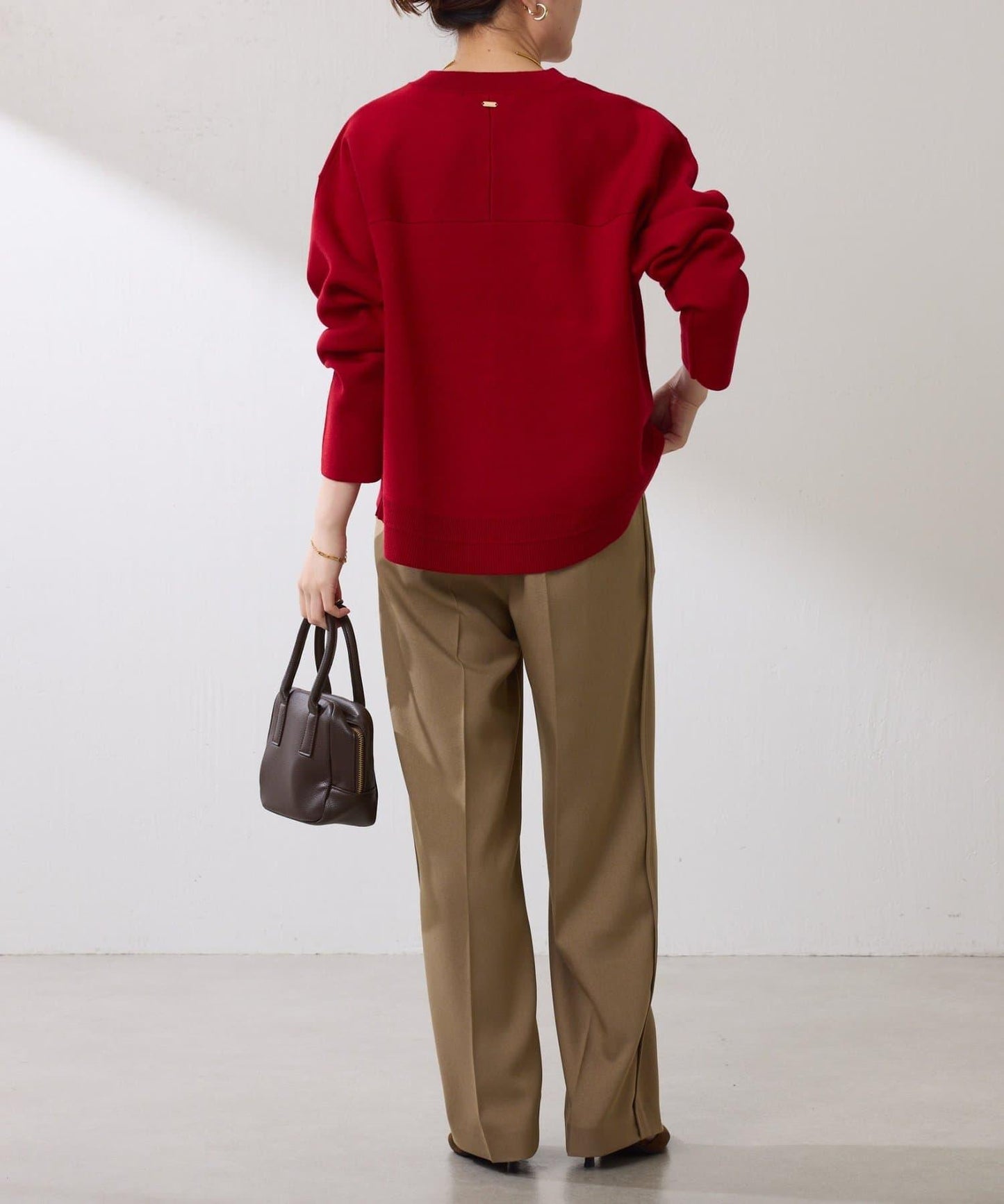 【人氣系列】仿羊毛圓下襬針織衫