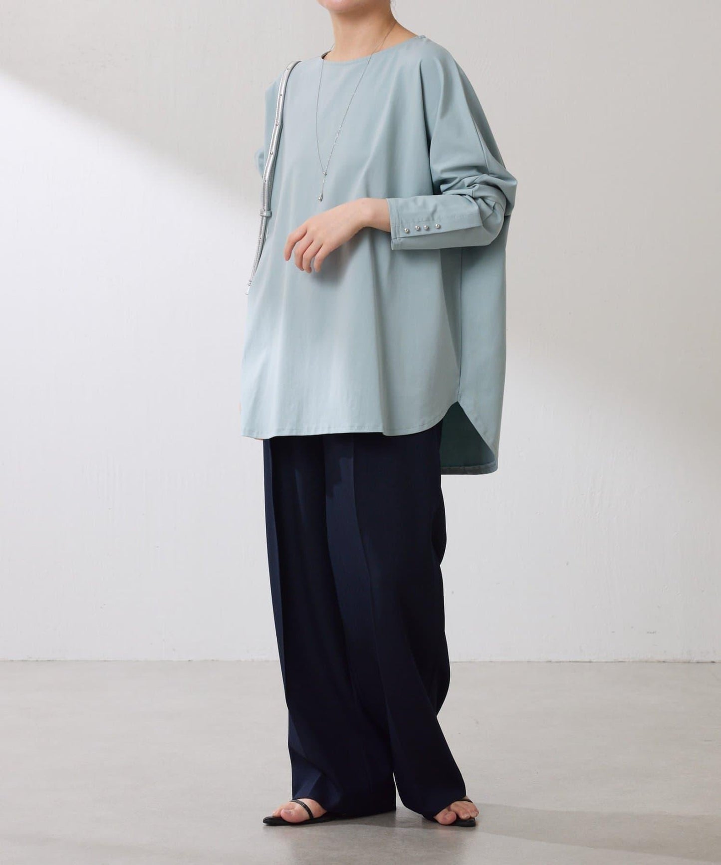 【冰感/彈性】袖釦圓領T恤