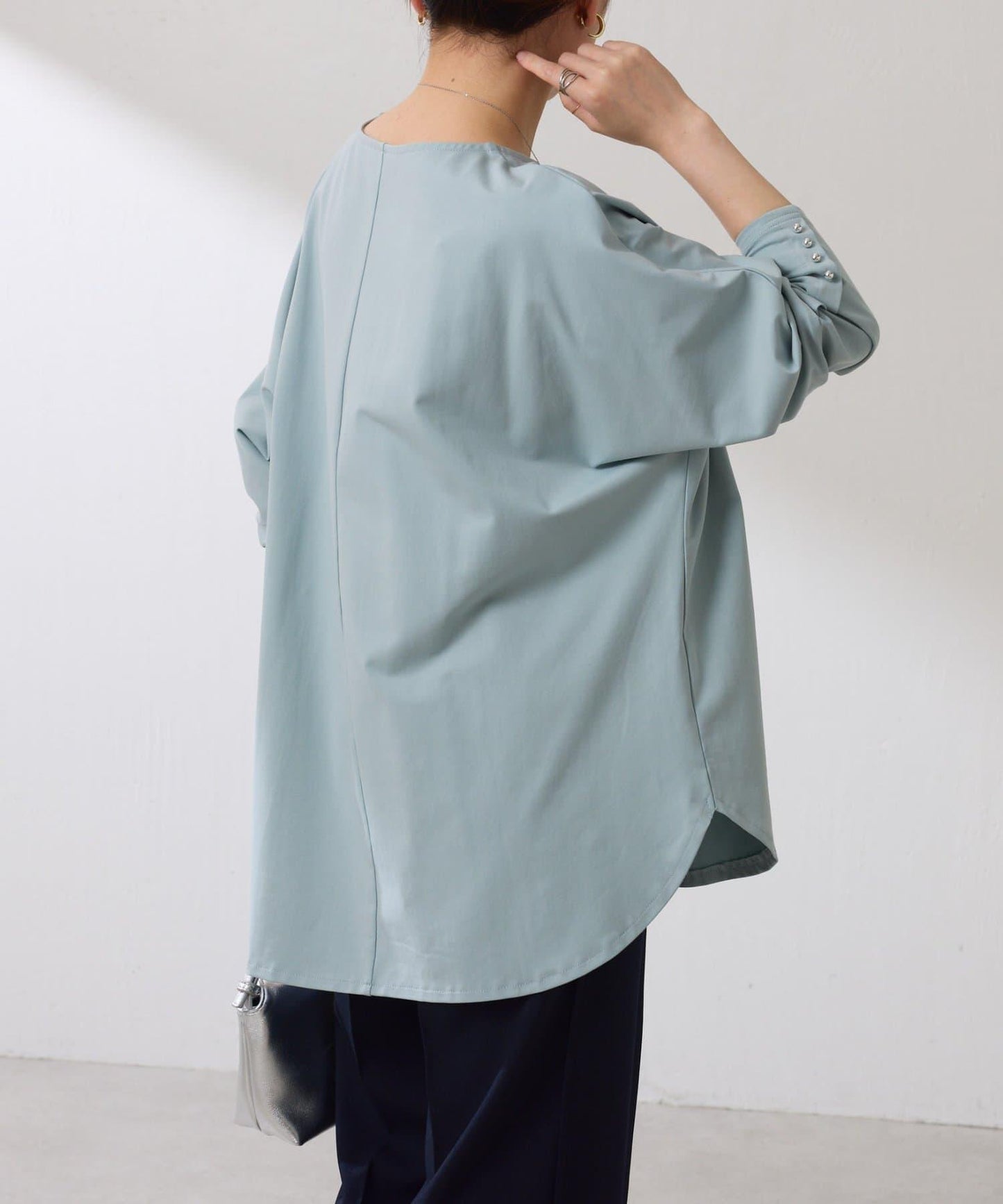 【冰感/彈性】袖釦圓領T恤