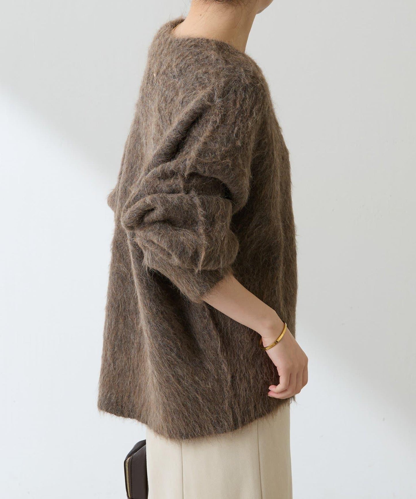 羊駝混紡V領針織衫