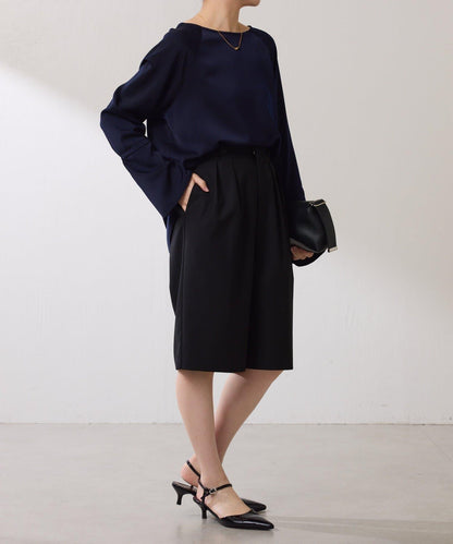 【搭配利器/分層單品】袖口喇叭緞面襯衫