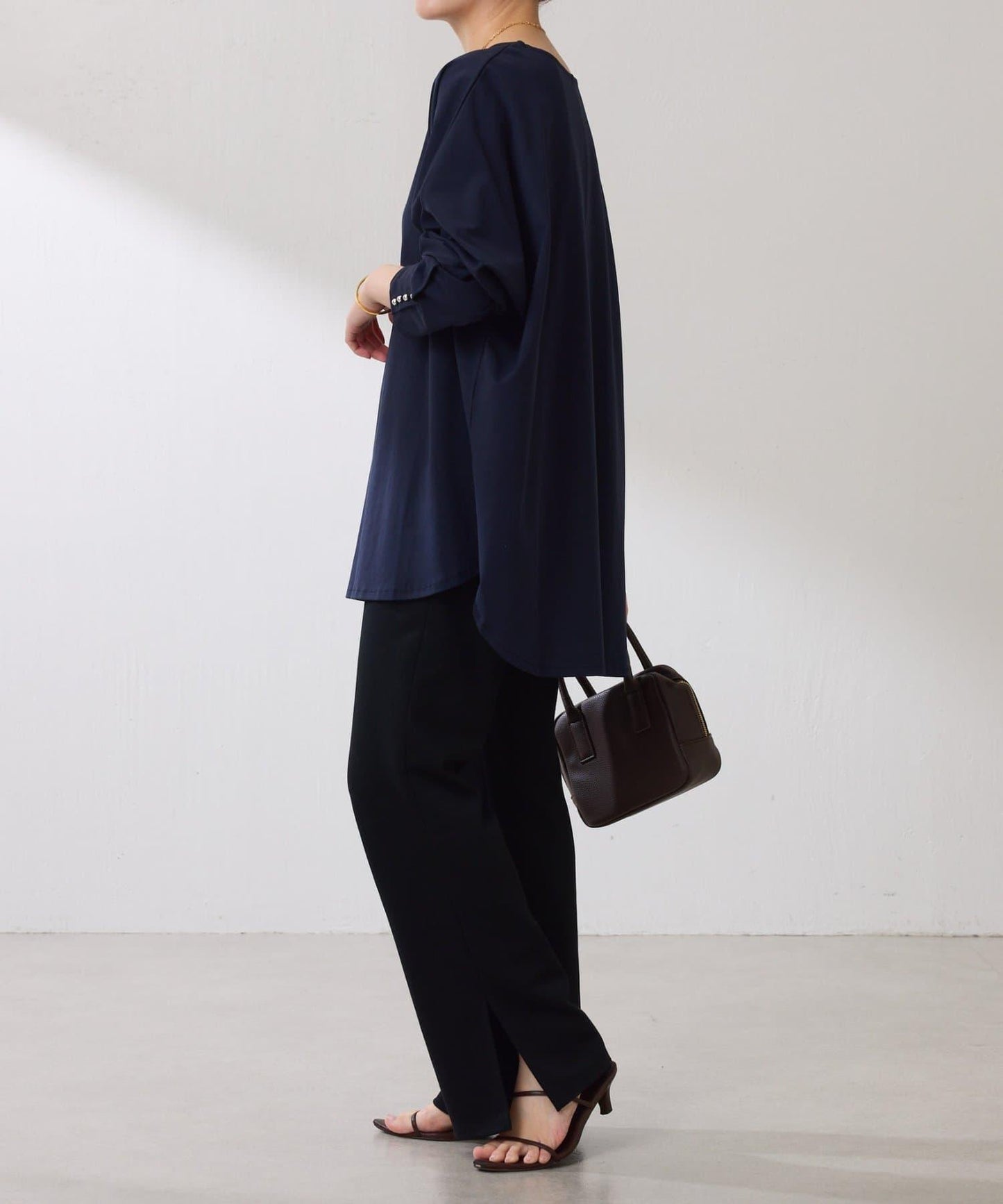 【冰感/彈性】袖釦圓領T恤