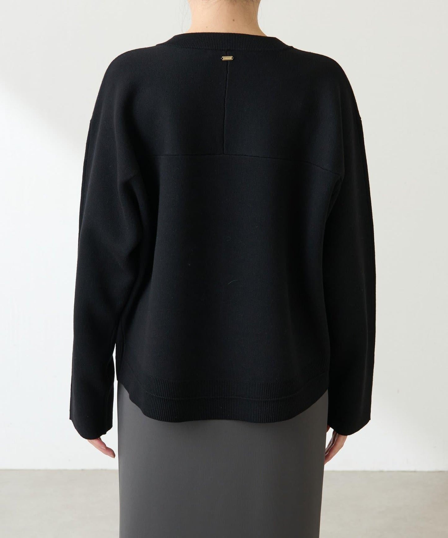 【人氣系列】仿羊毛圓下襬針織衫