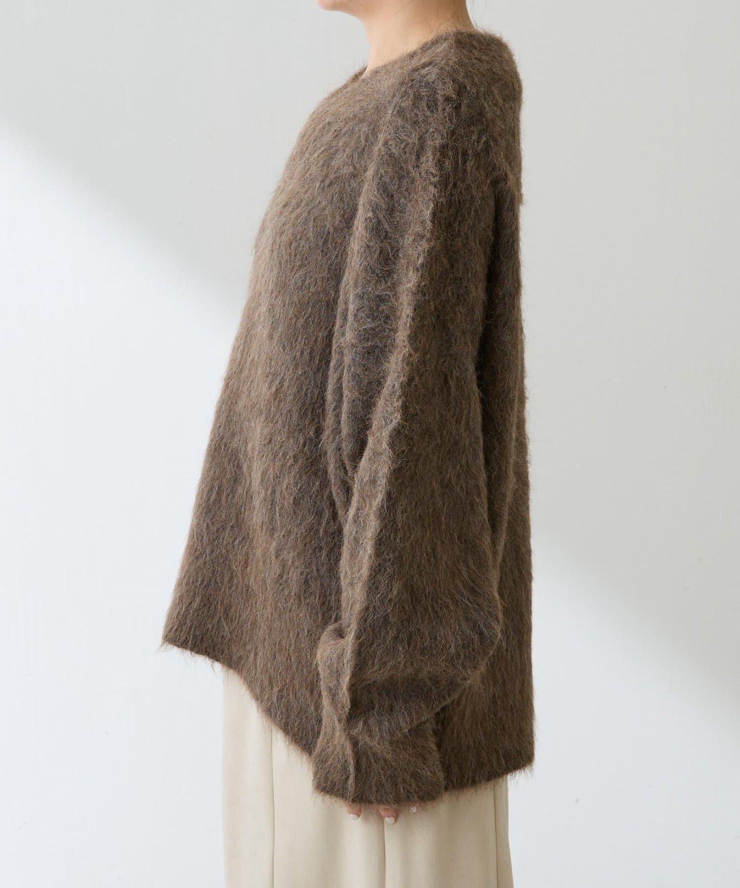 羊駝混紡V領針織衫