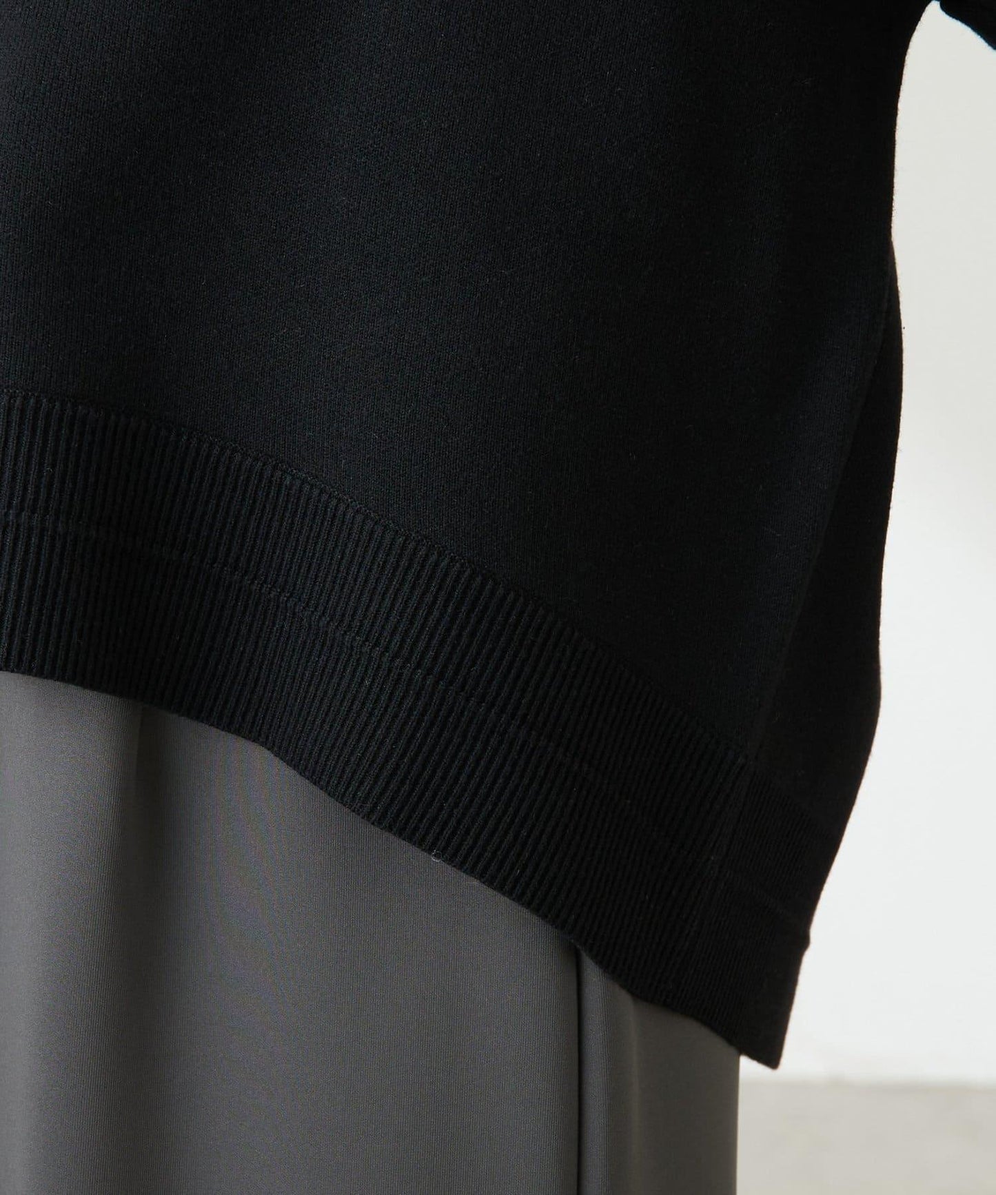 【人氣系列】仿羊毛圓下襬針織衫