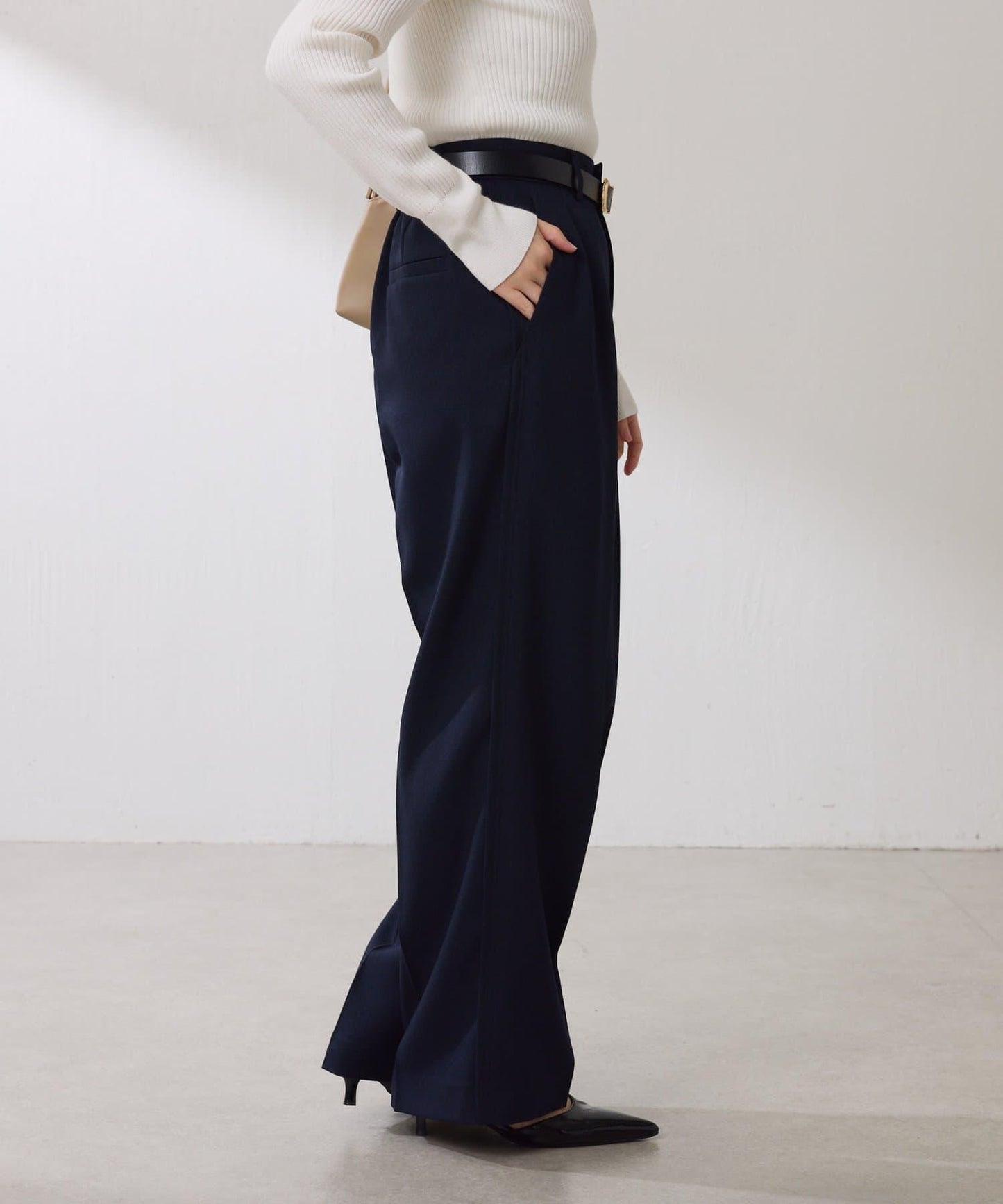 【復古/修飾腿部線條】羊毛感折褶褲/卡塞特服