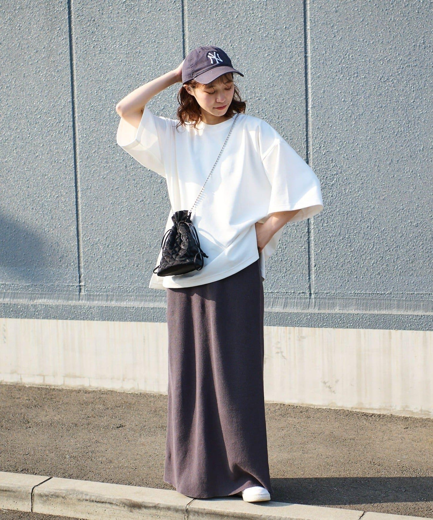 【男女通用】平紋高計數側開叉寬鬆T恤