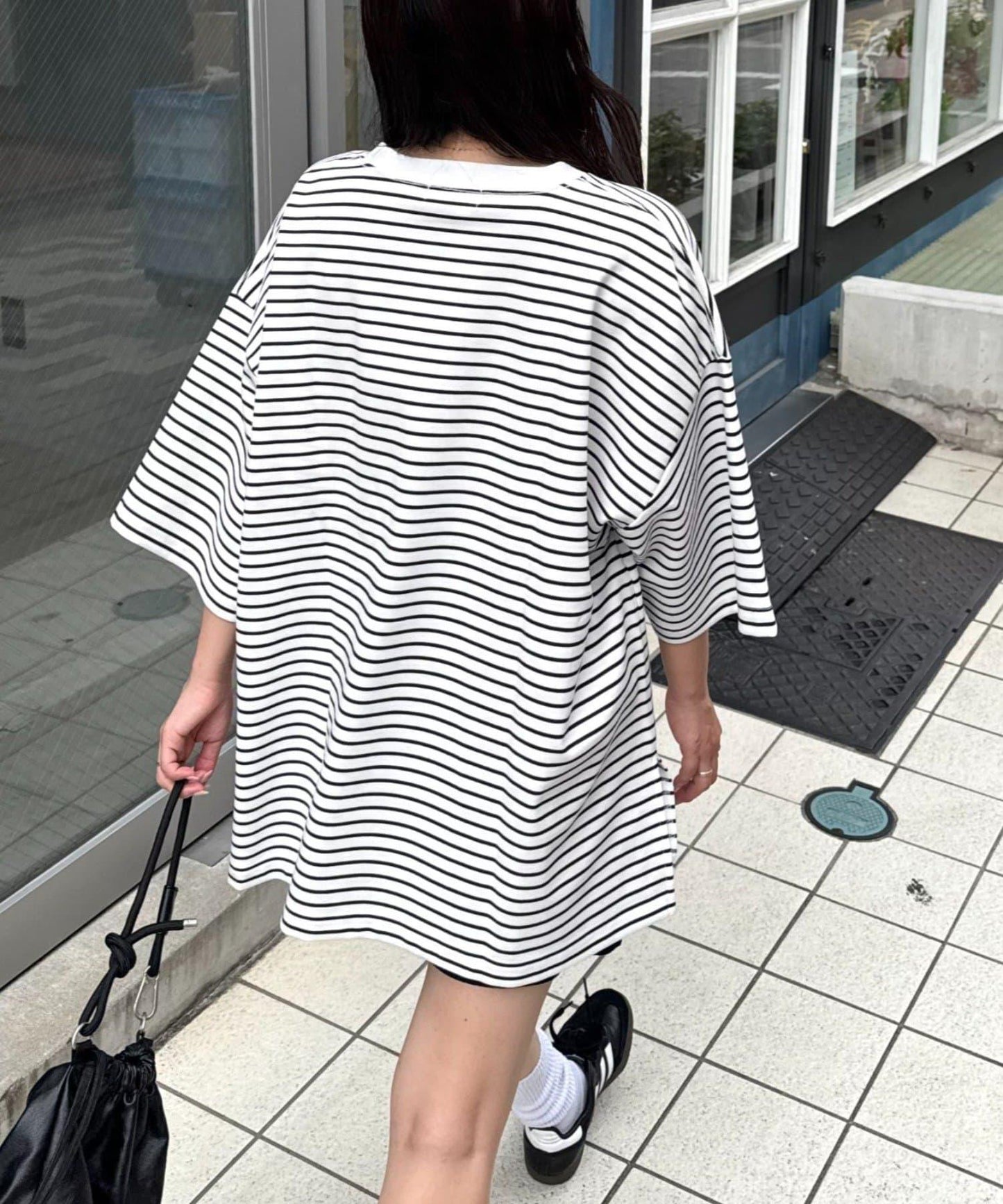 【男女通用】平紋高計數側開叉寬鬆T恤