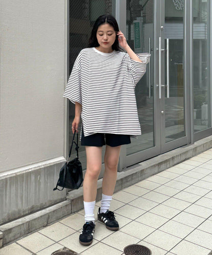 【男女通用】平紋高計數側開叉寬鬆T恤