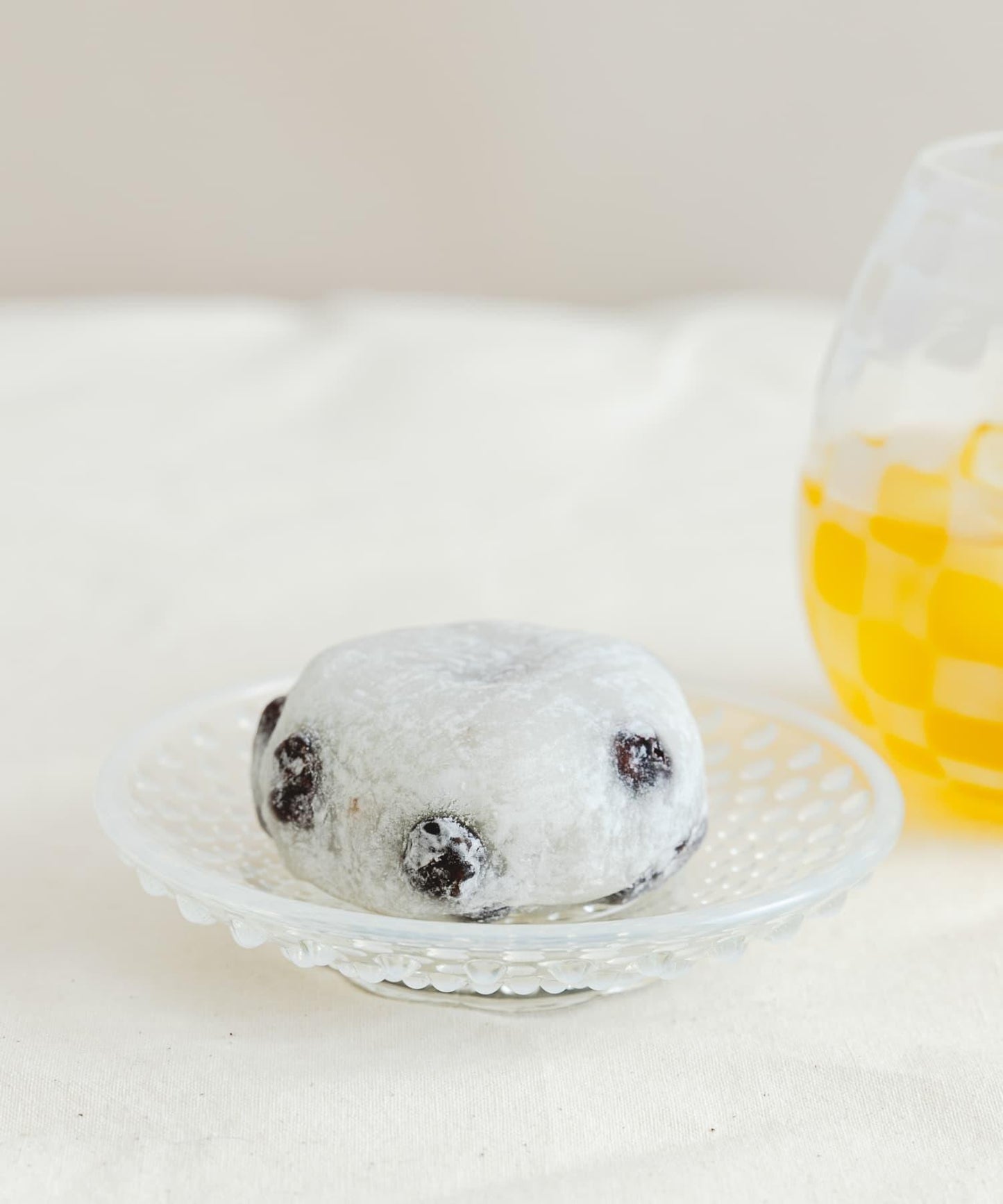 廣田硝子 雨滴紋豆皿 白色