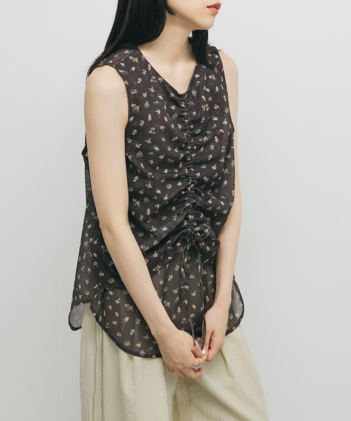 花卉印花網紗上衣