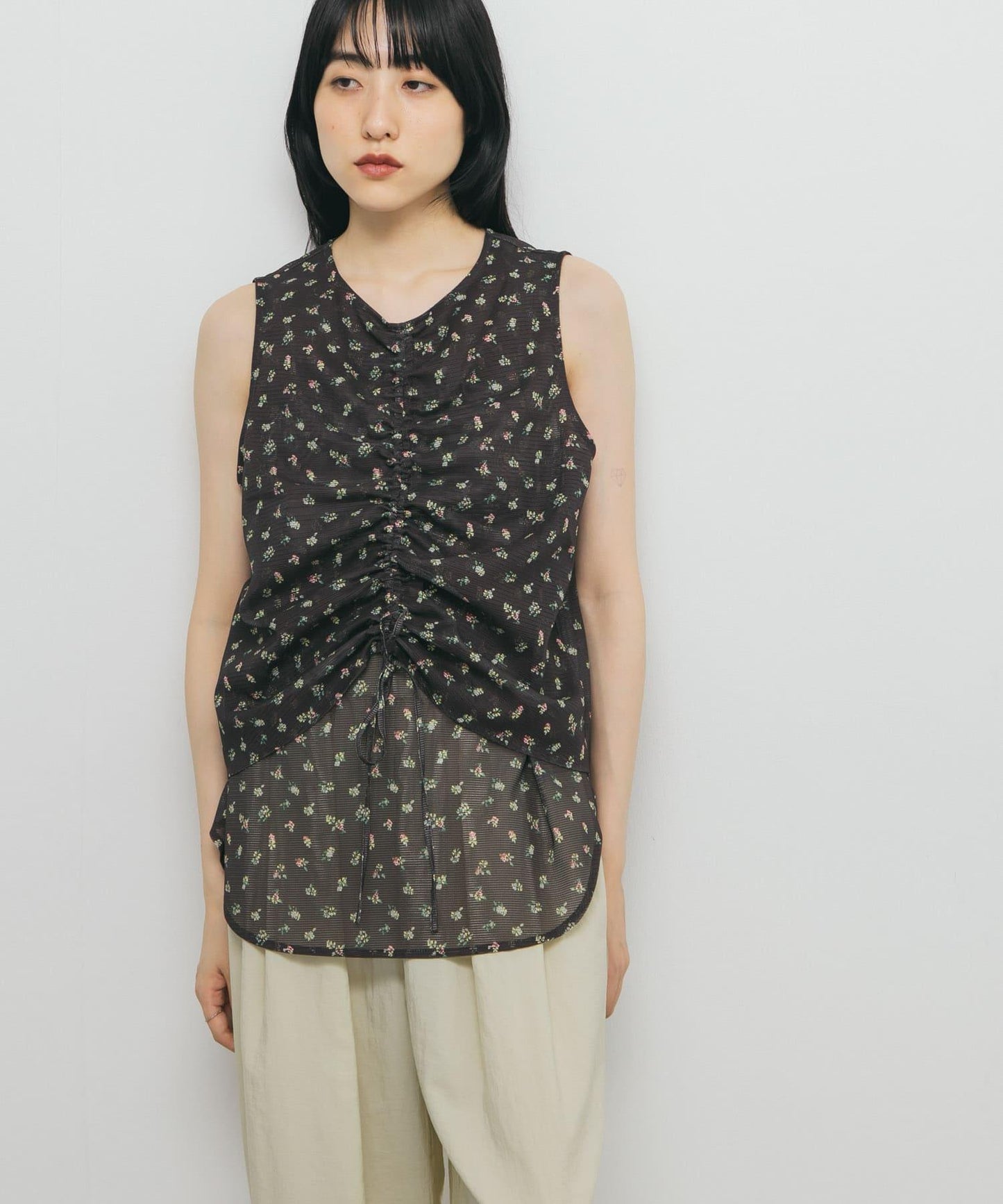 花卉印花網紗上衣