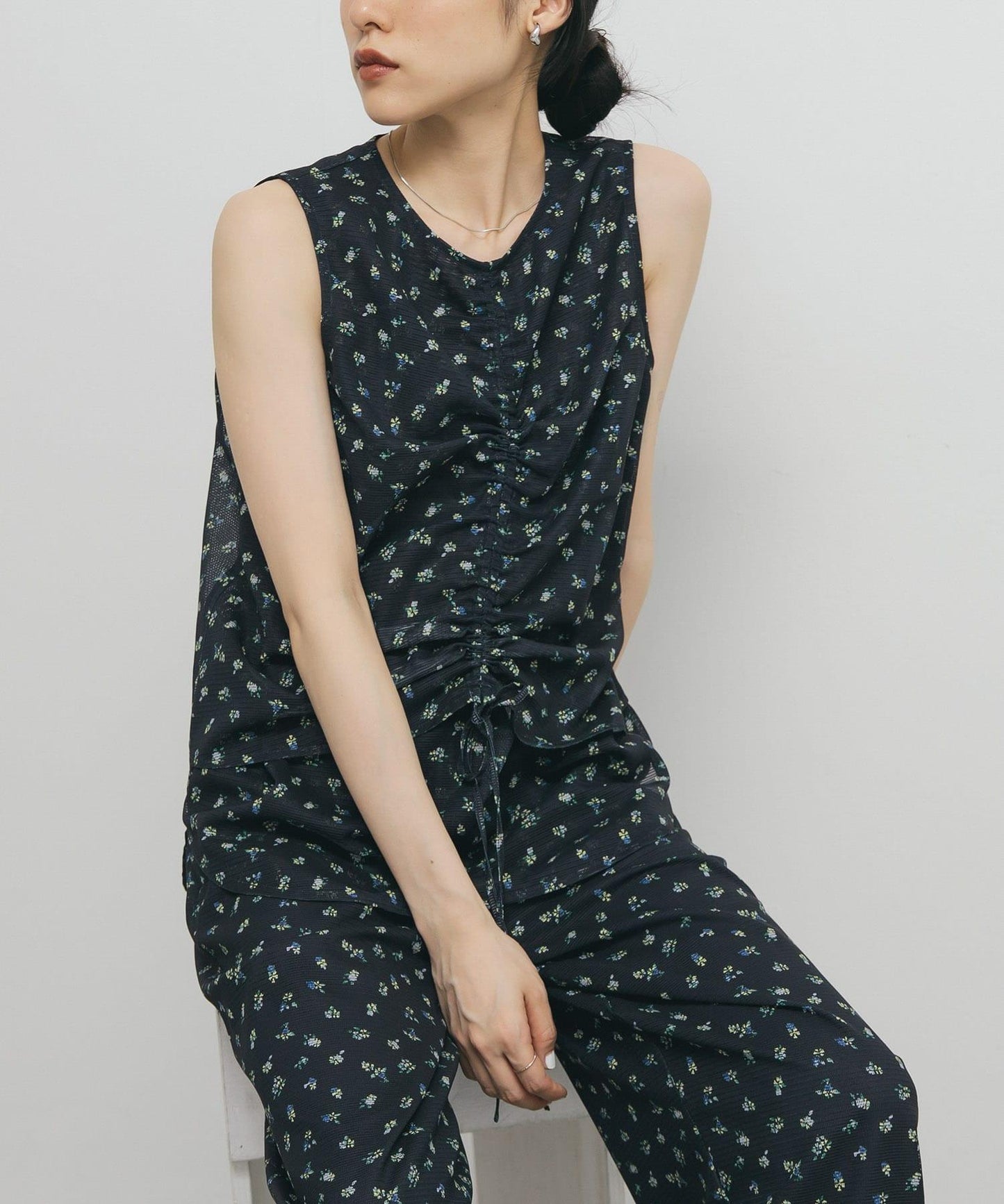 花卉印花網紗上衣