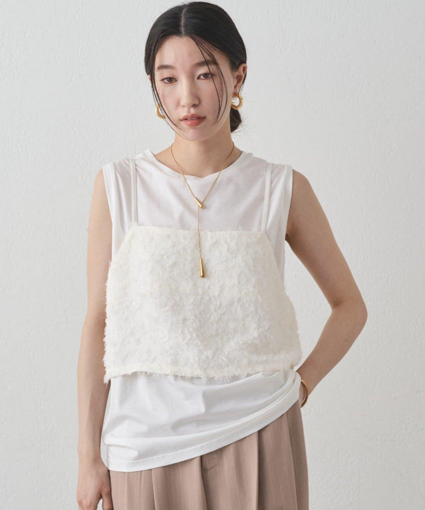 【Loungedress】羽毛吊帶上衣