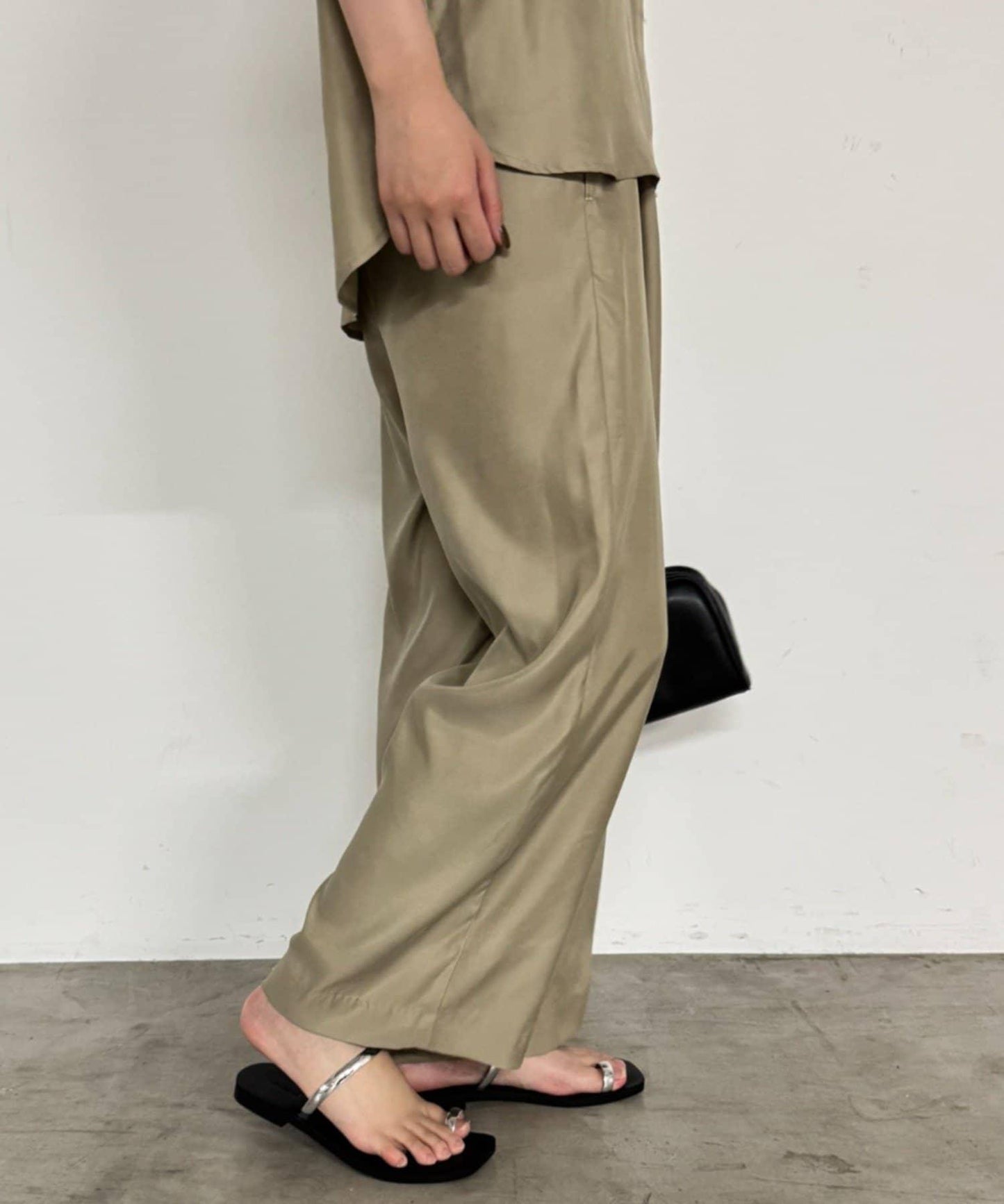 【Loungedress】荷葉邊休閒長褲