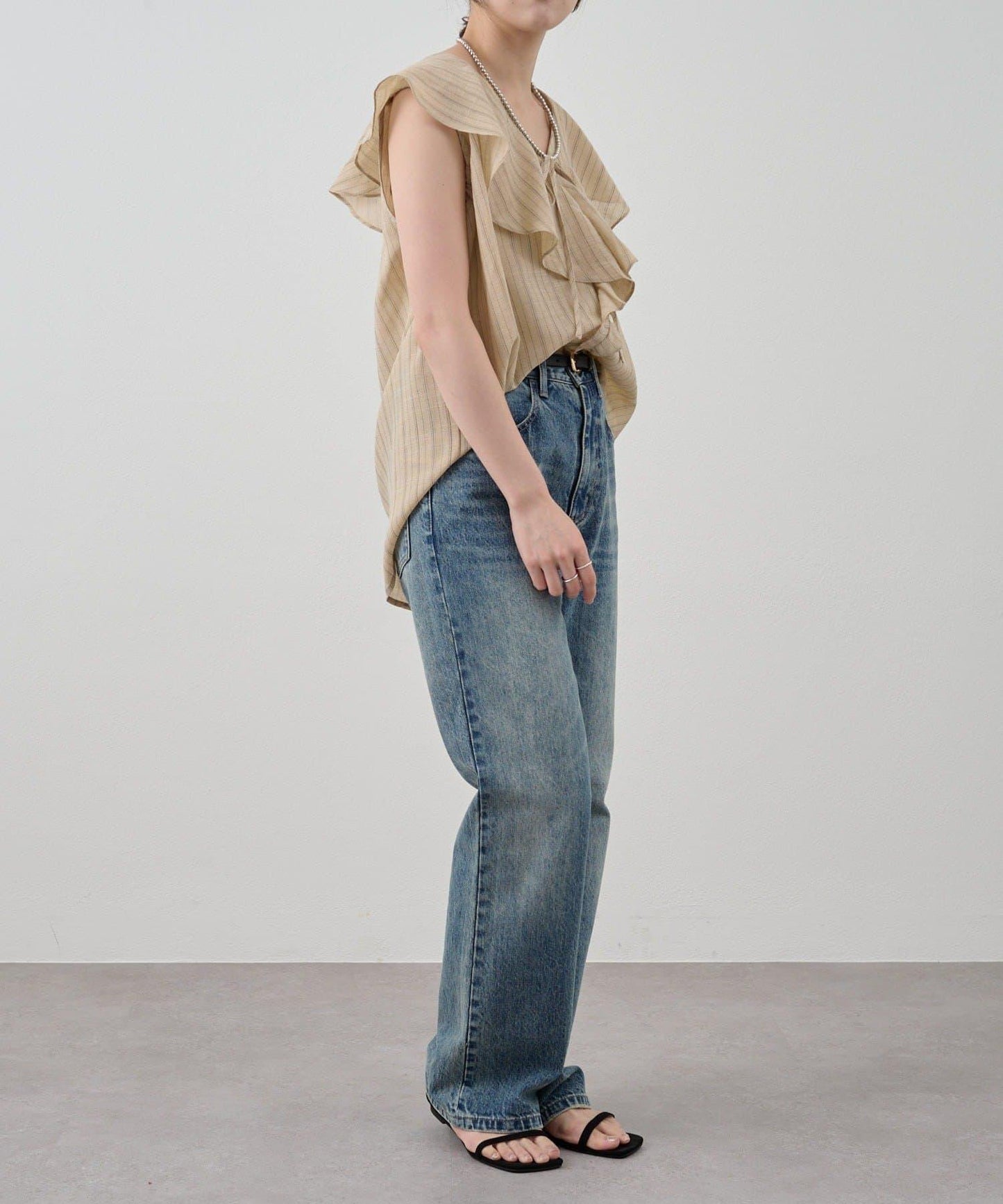 SHENERY 條紋荷葉領襯衫