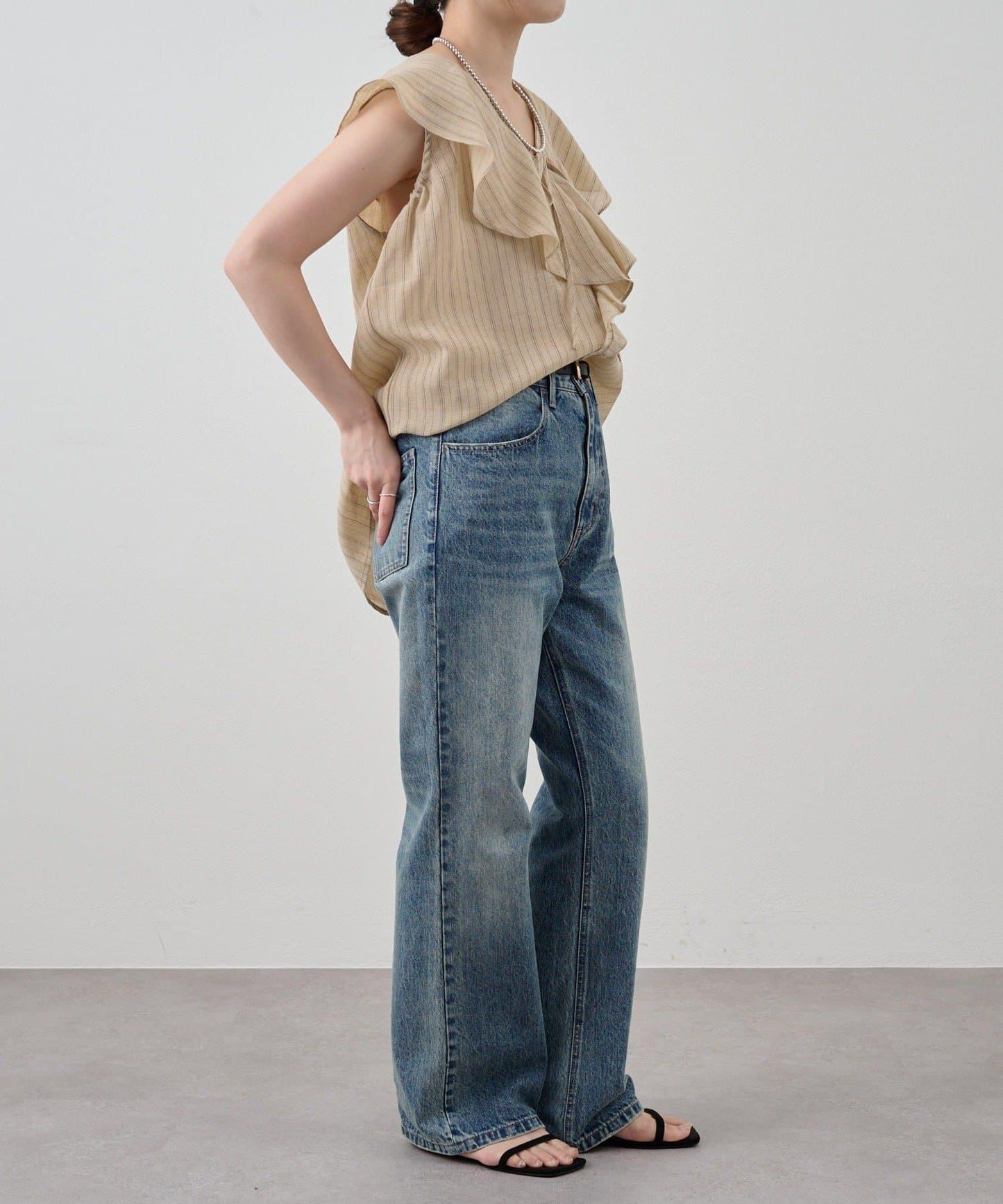 SHENERY 條紋荷葉領襯衫